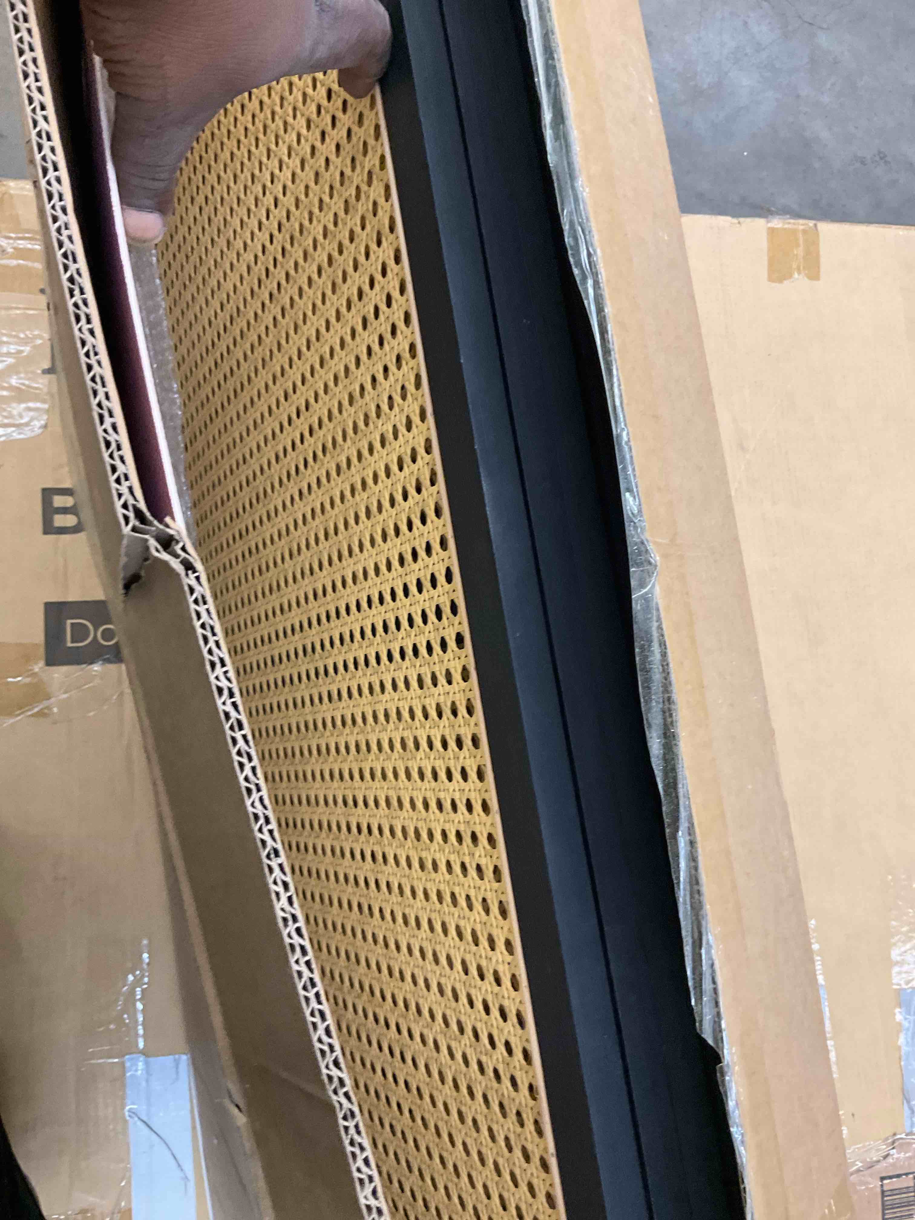 https://s3.amazonaws.com/lotting-images-prod/BargainHunt/BHL00086717_1718131383384.jpeg