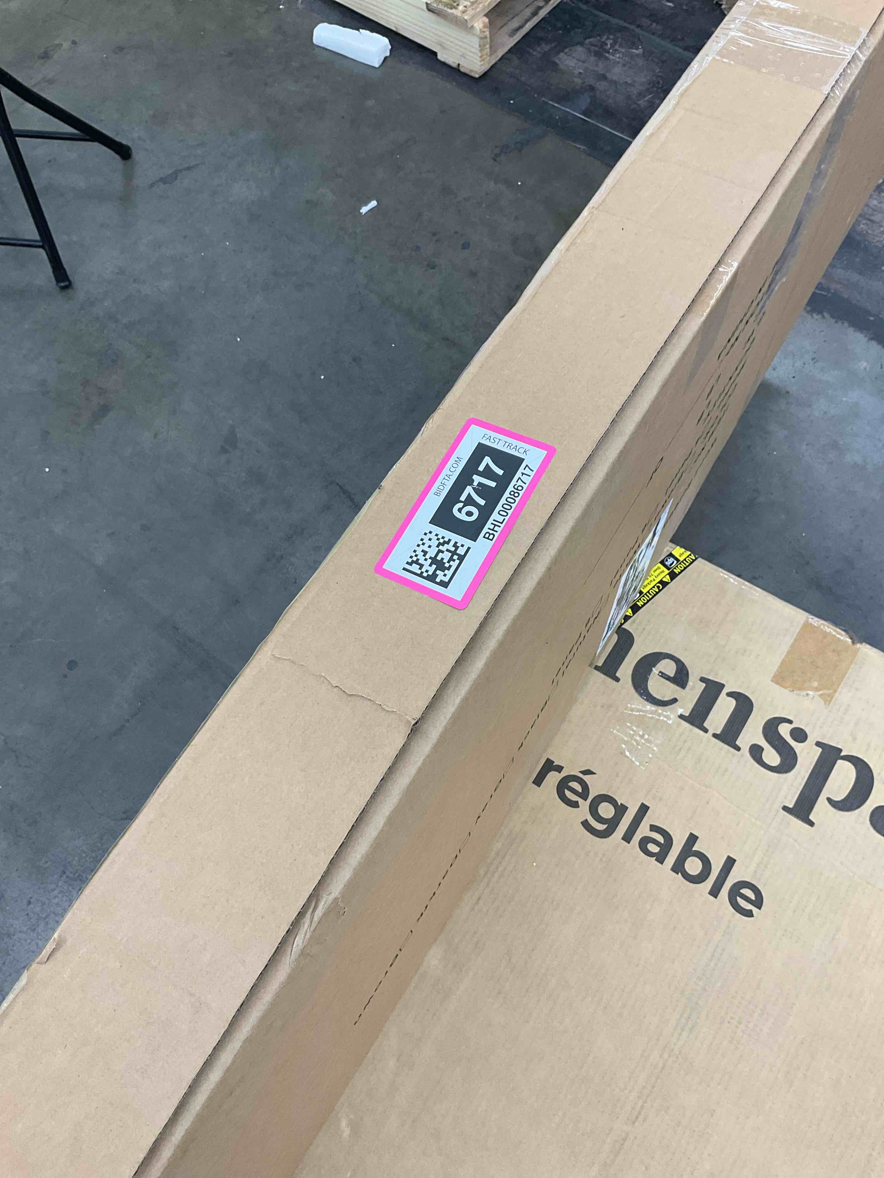 https://s3.amazonaws.com/lotting-images-prod/BargainHunt/BHL00086717_1718131472261.jpeg