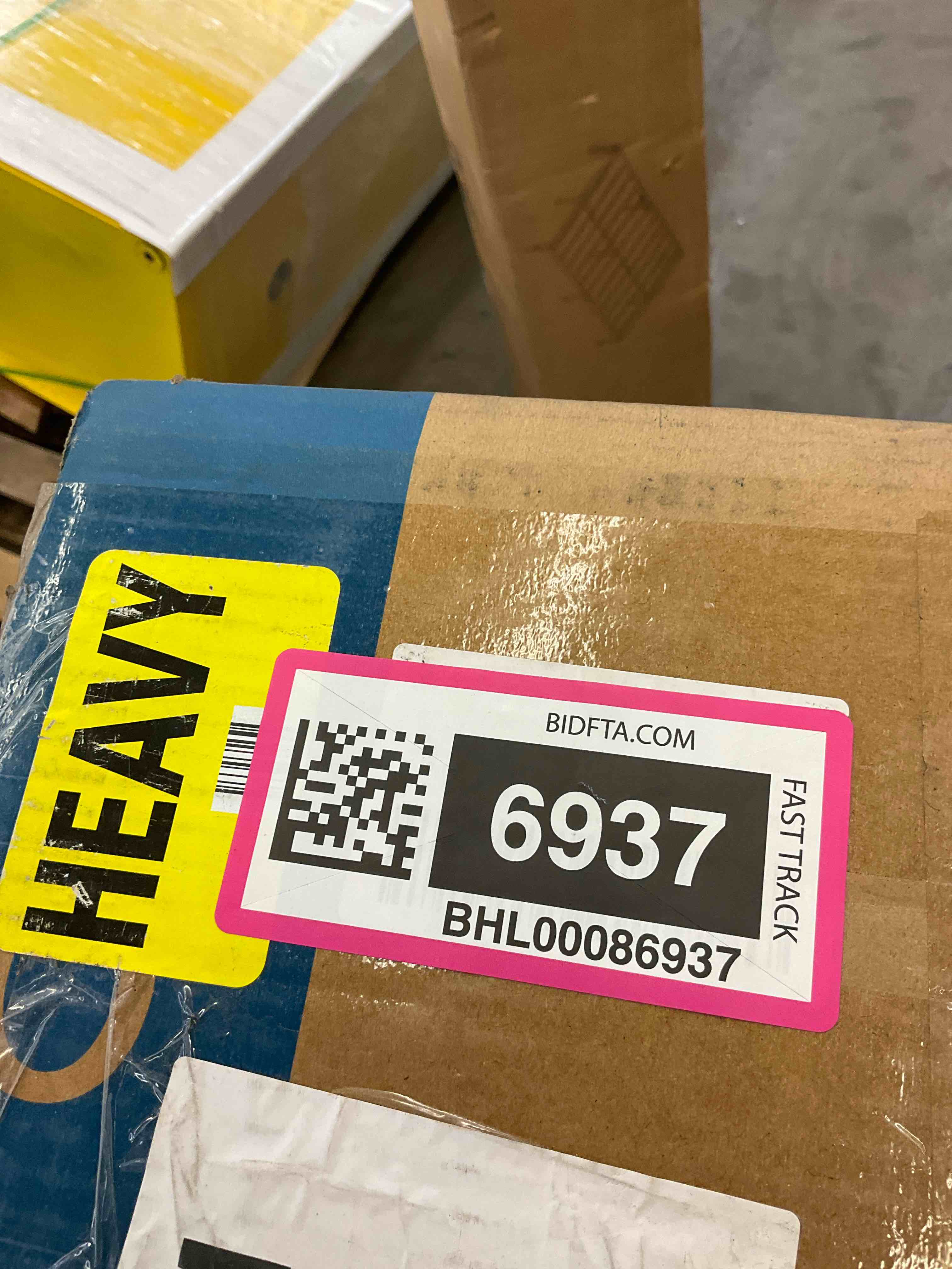 https://s3.amazonaws.com/lotting-images-prod/BargainHunt/BHL00086937_1722458219937.jpeg