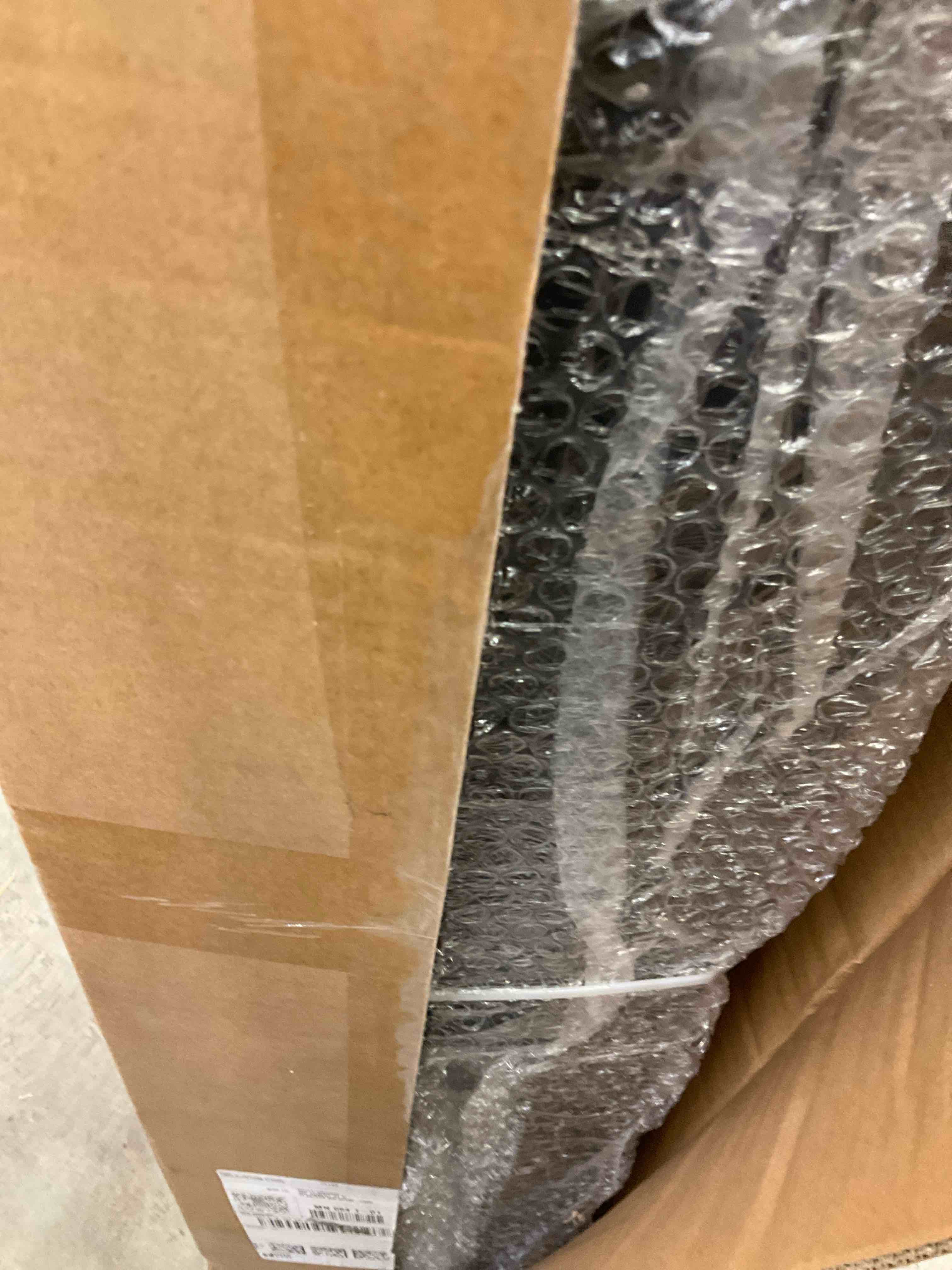https://s3.amazonaws.com/lotting-images-prod/BargainHunt/BHL00086938_1722458337777.jpeg