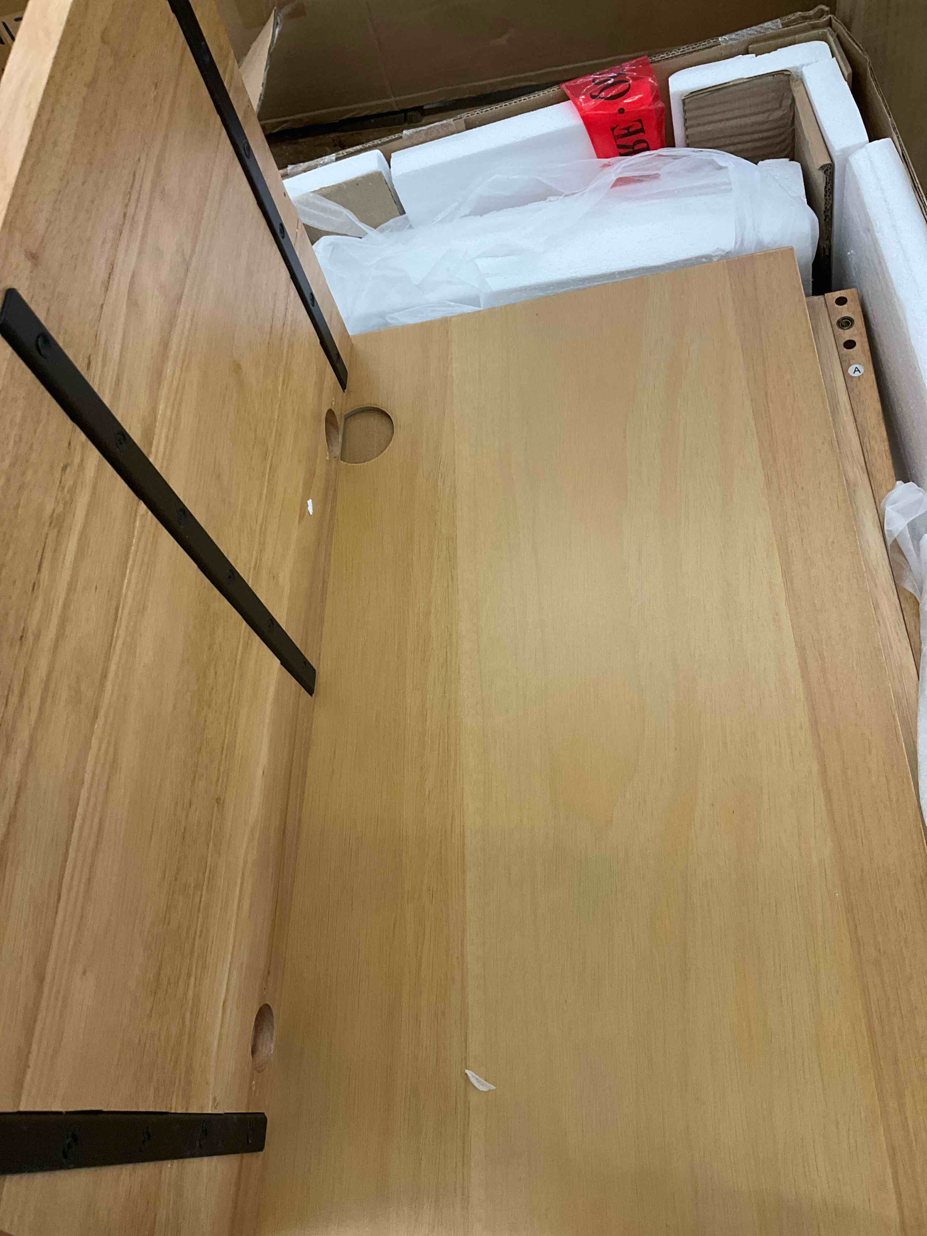 https://s3.amazonaws.com/lotting-images-prod/BargainHunt/BHL00086979_1723048627926.jpeg