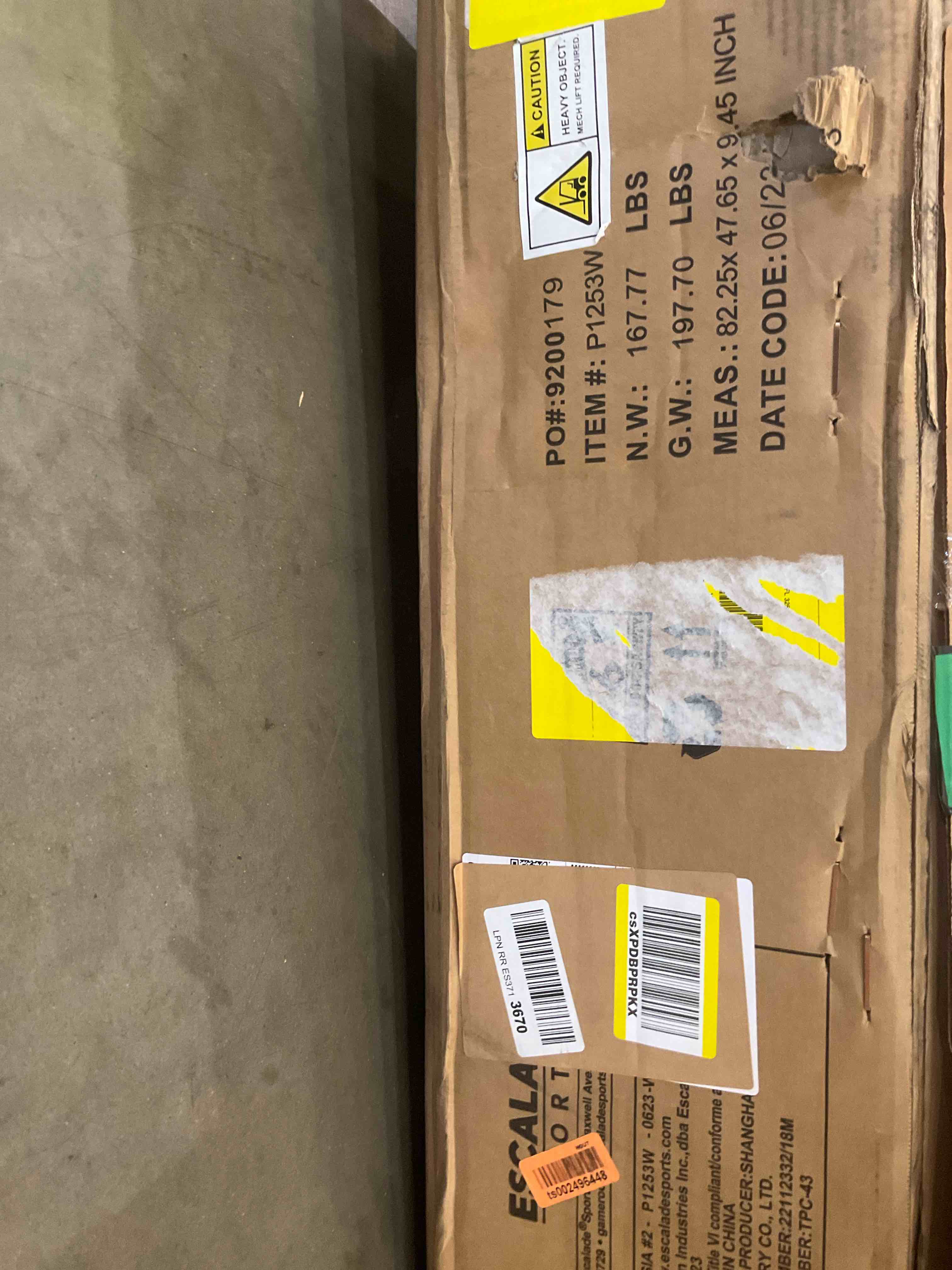 https://s3.amazonaws.com/lotting-images-prod/BargainHunt/BHL00087126_1716991118286.jpeg
