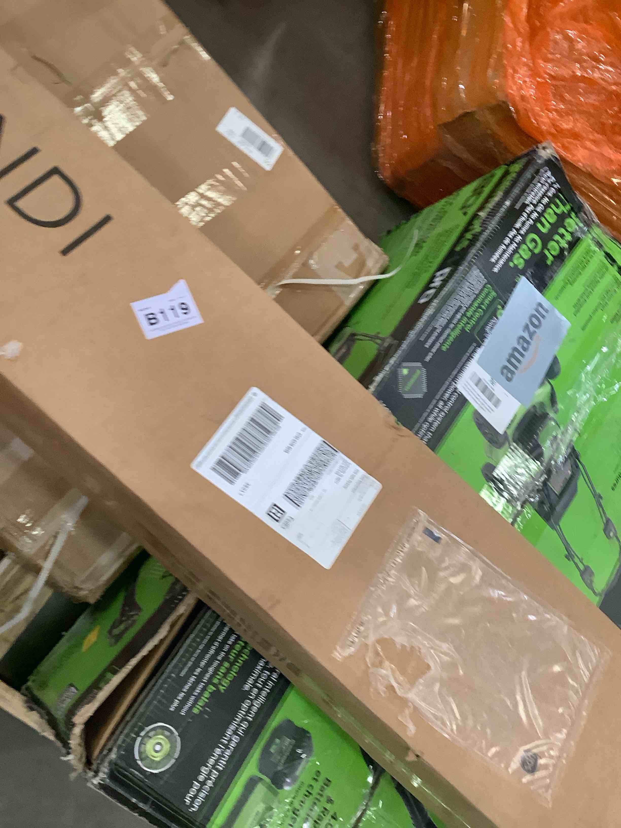 https://s3.amazonaws.com/lotting-images-prod/BargainHunt/BHL00087139_1716996373312.jpeg
