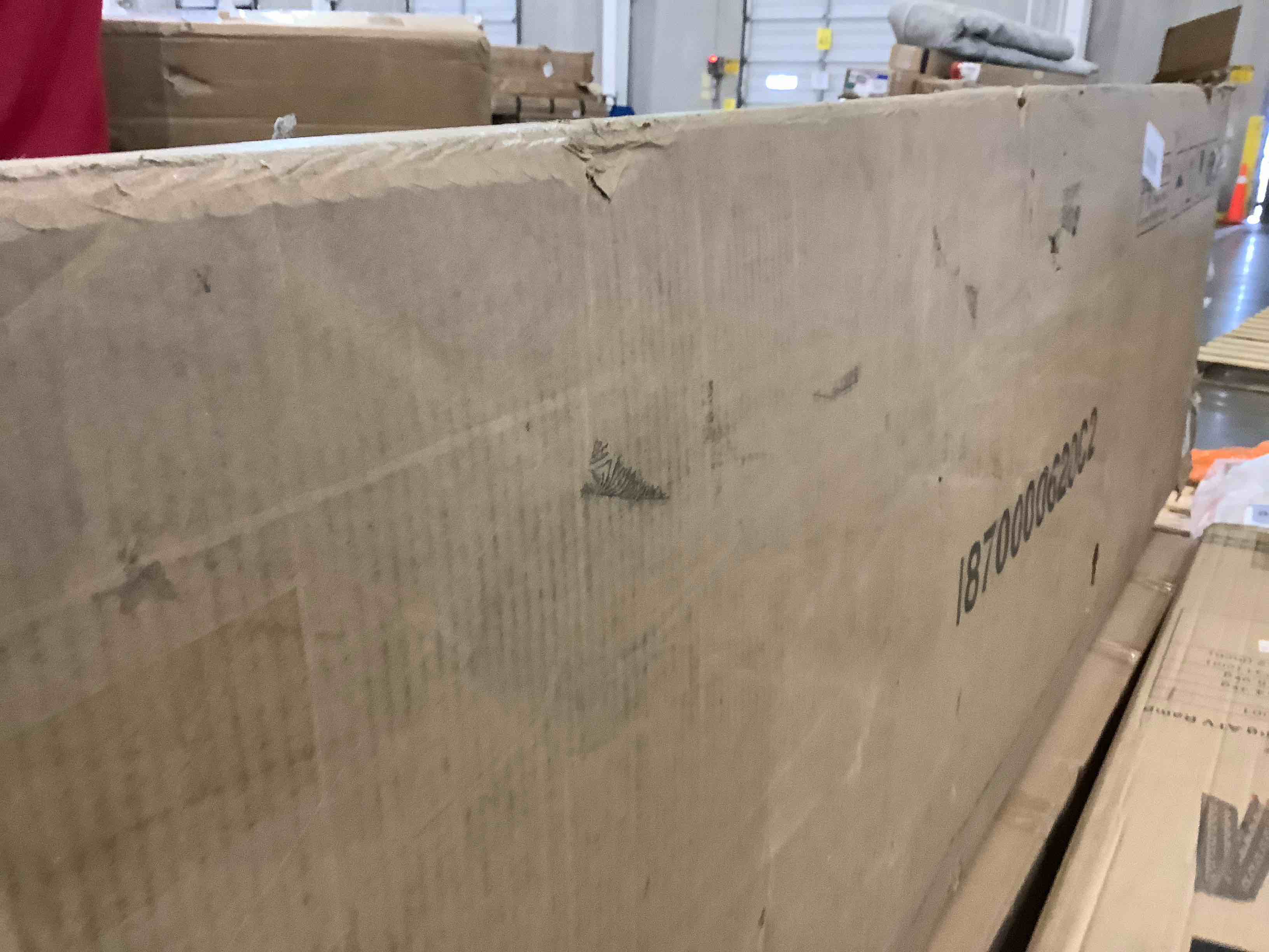 https://s3.amazonaws.com/lotting-images-prod/BargainHunt/BHL00087187_1717418638664.jpeg
