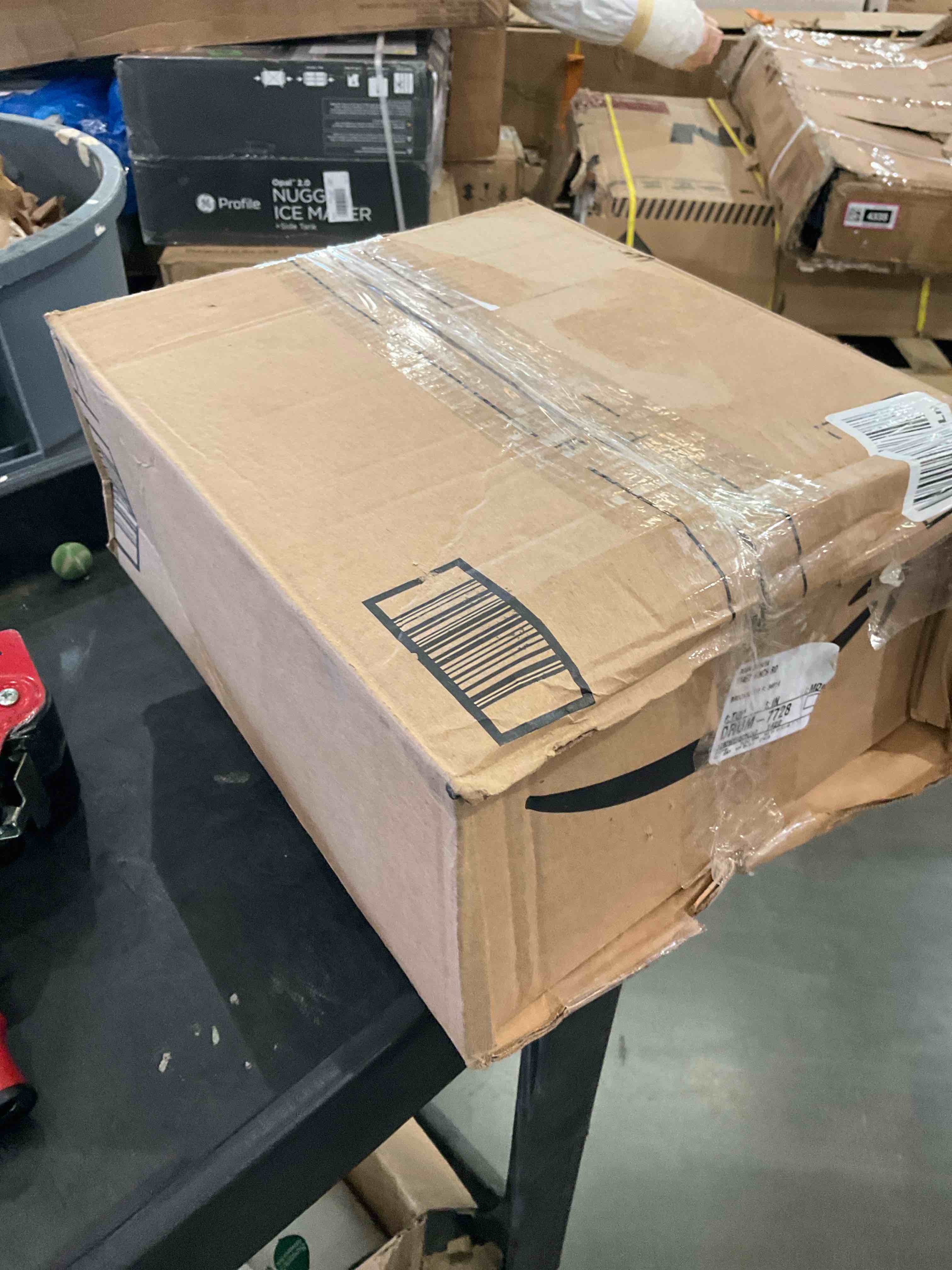 https://s3.amazonaws.com/lotting-images-prod/BargainHunt/BHL00087231_1717521795339.jpeg