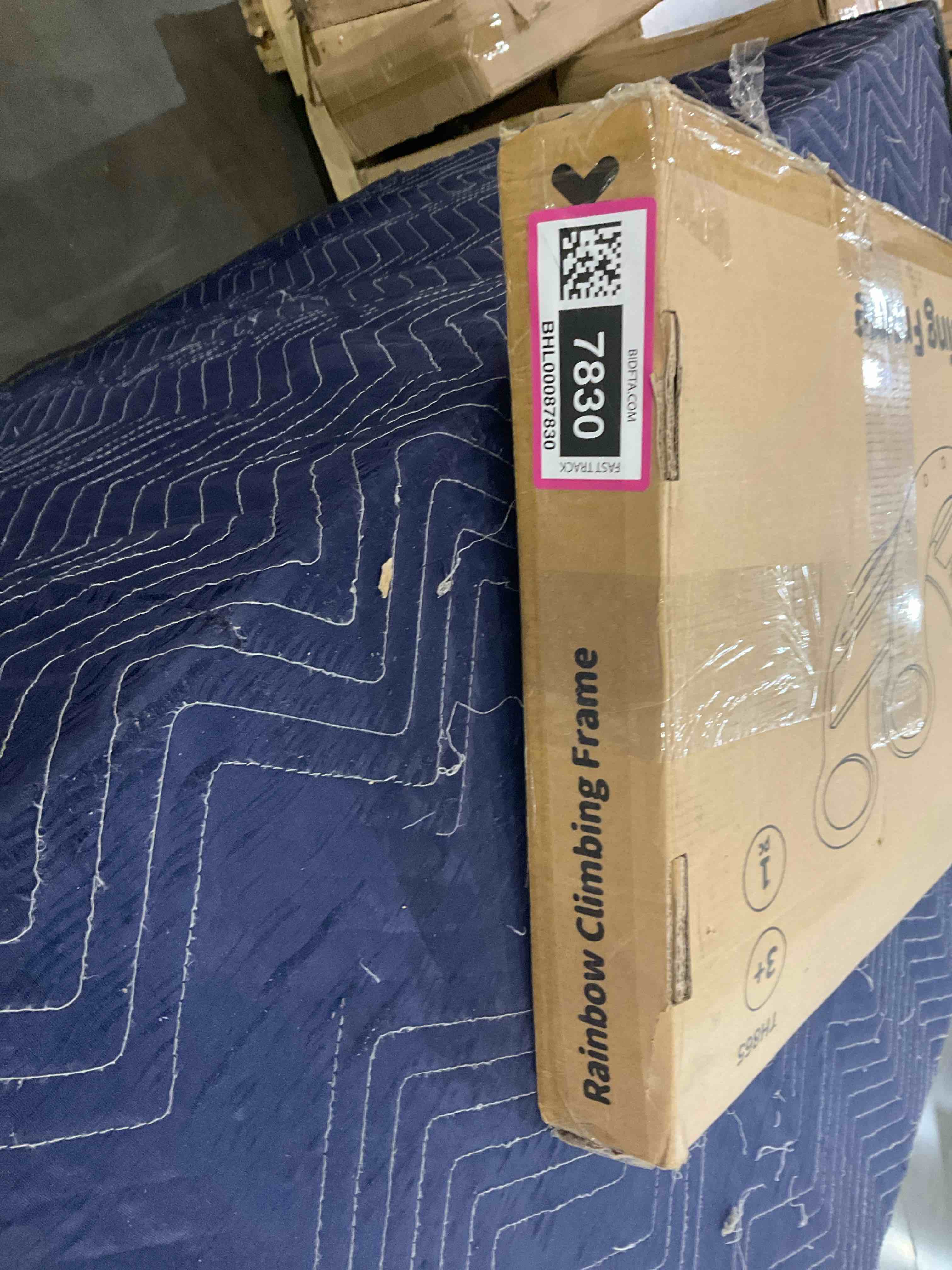 https://s3.amazonaws.com/lotting-images-prod/BargainHunt/BHL00087830_1706791738982.jpeg