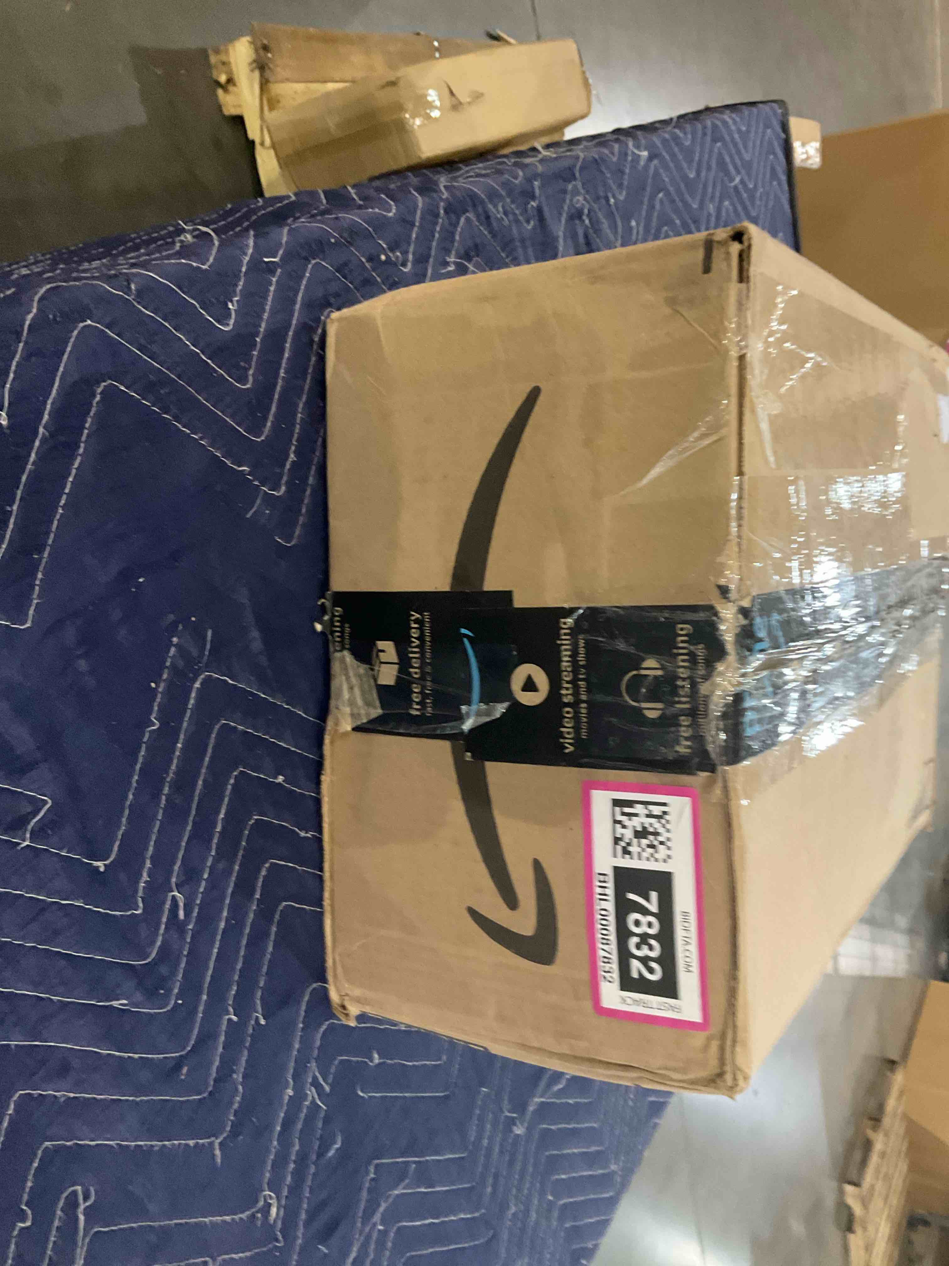 https://s3.amazonaws.com/lotting-images-prod/BargainHunt/BHL00087832_1706792407884.jpeg