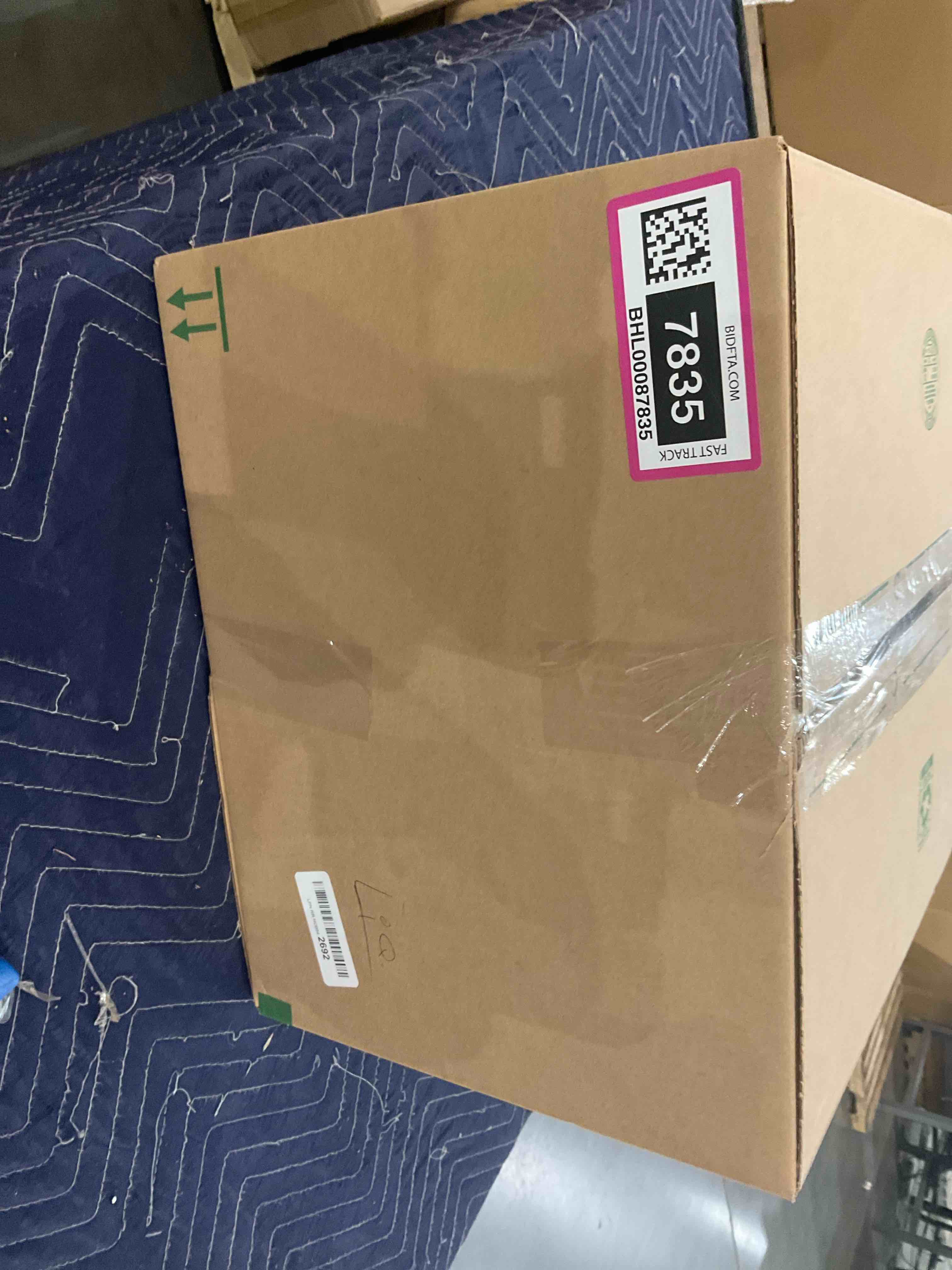 https://s3.amazonaws.com/lotting-images-prod/BargainHunt/BHL00087835_1706792842969.jpeg