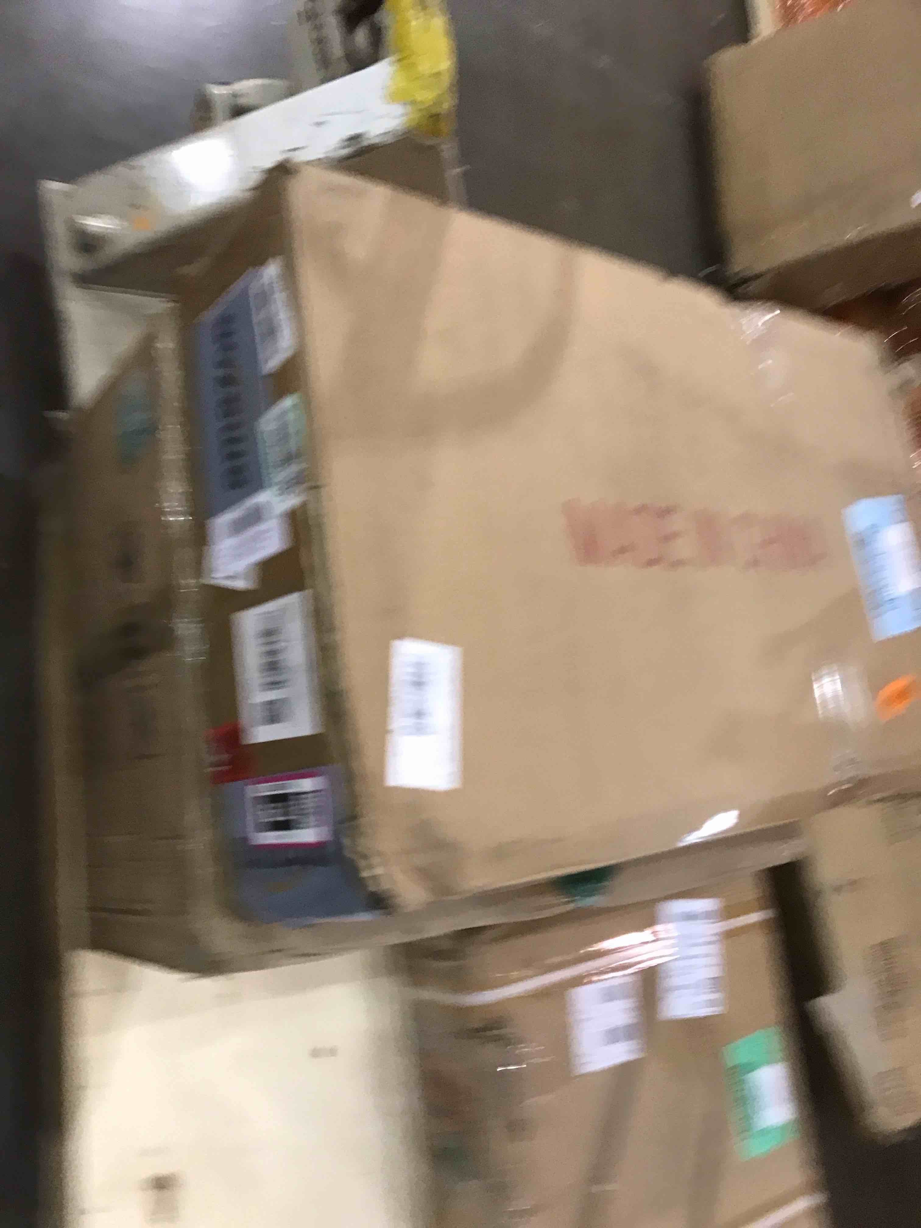 https://s3.amazonaws.com/lotting-images-prod/BargainHunt/BHL00087979_1707490591852.jpeg
