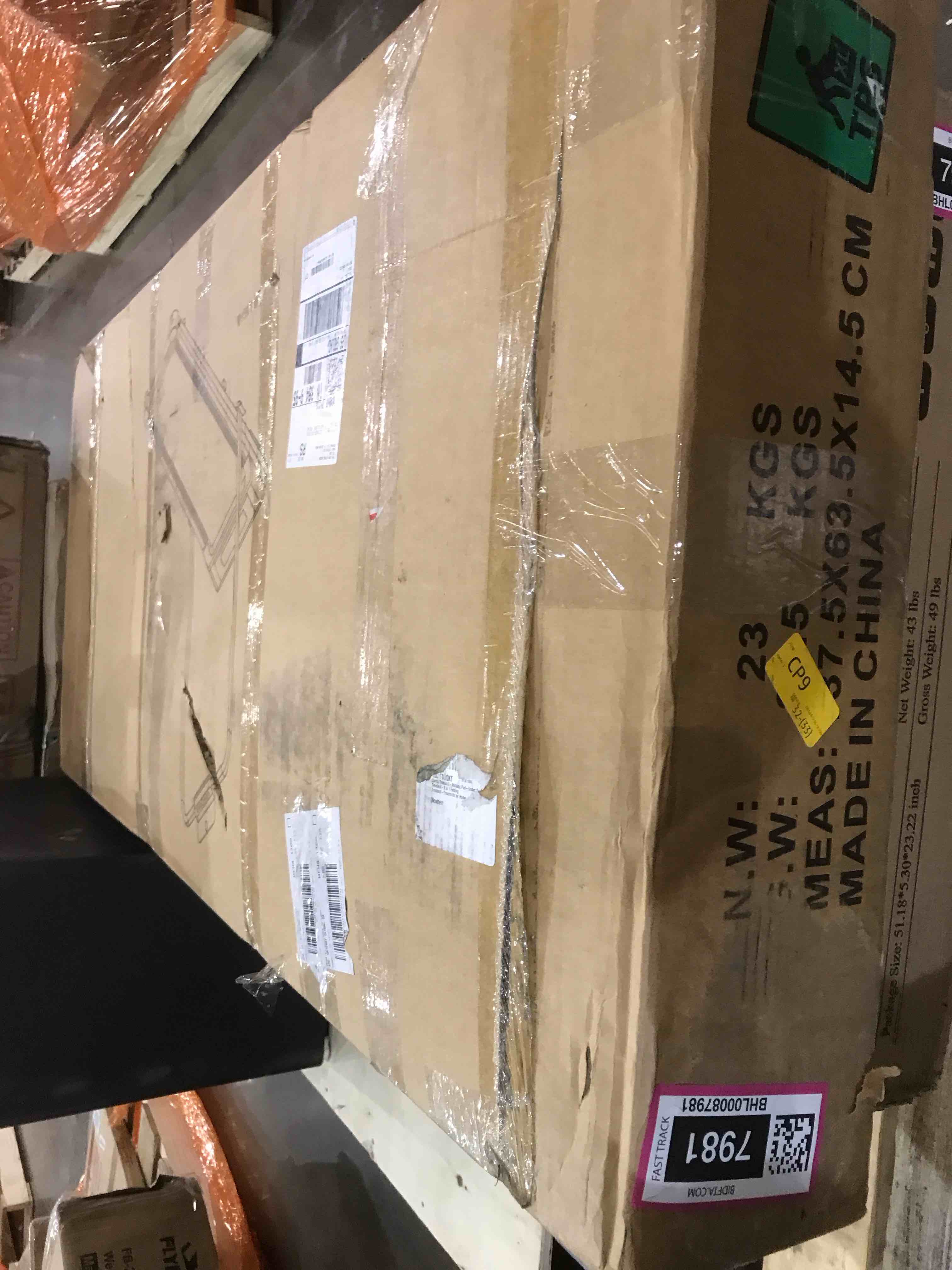 https://s3.amazonaws.com/lotting-images-prod/BargainHunt/BHL00087981_1707492127964.jpeg