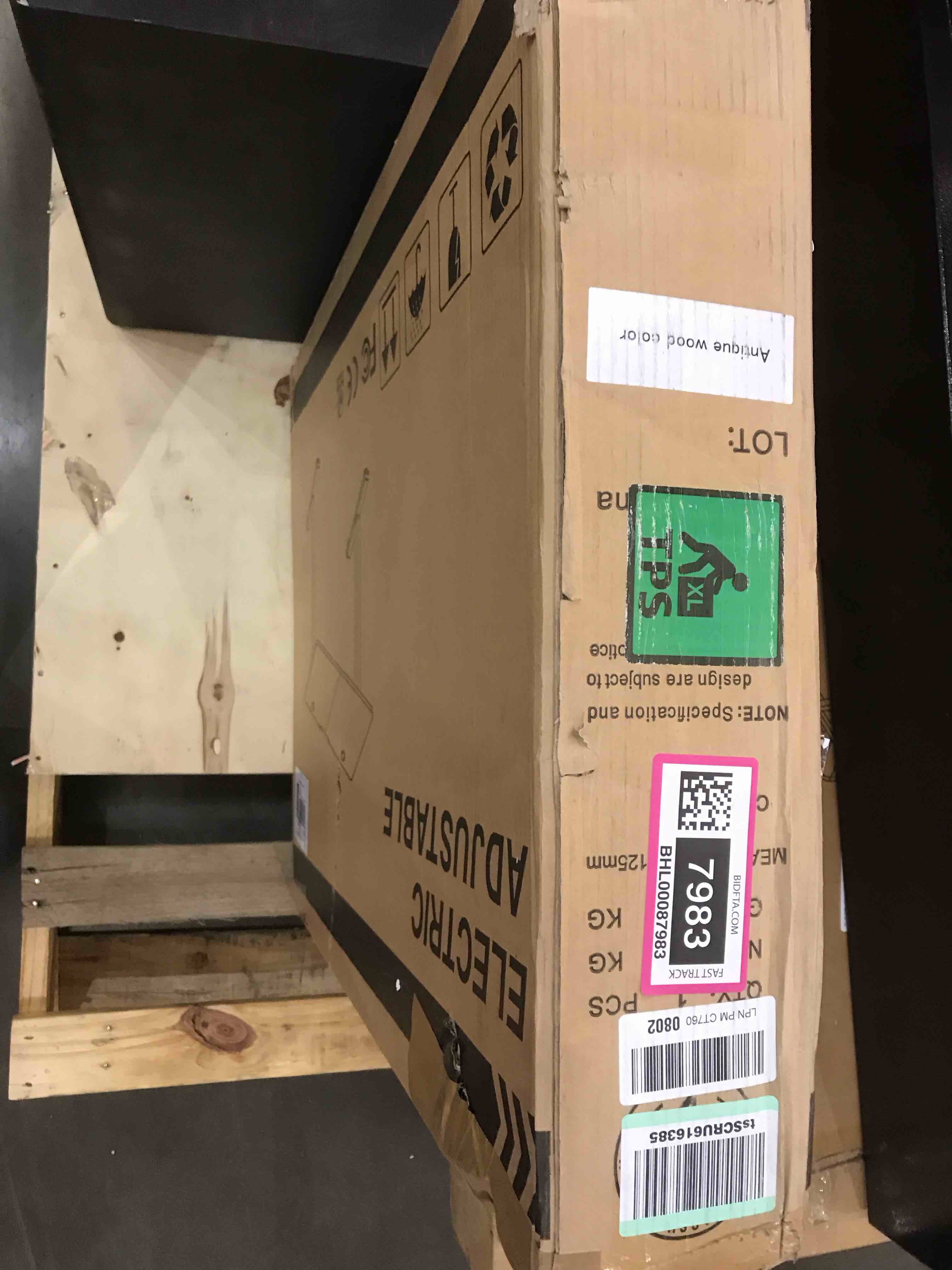 https://s3.amazonaws.com/lotting-images-prod/BargainHunt/BHL00087983_1707493442899.jpeg
