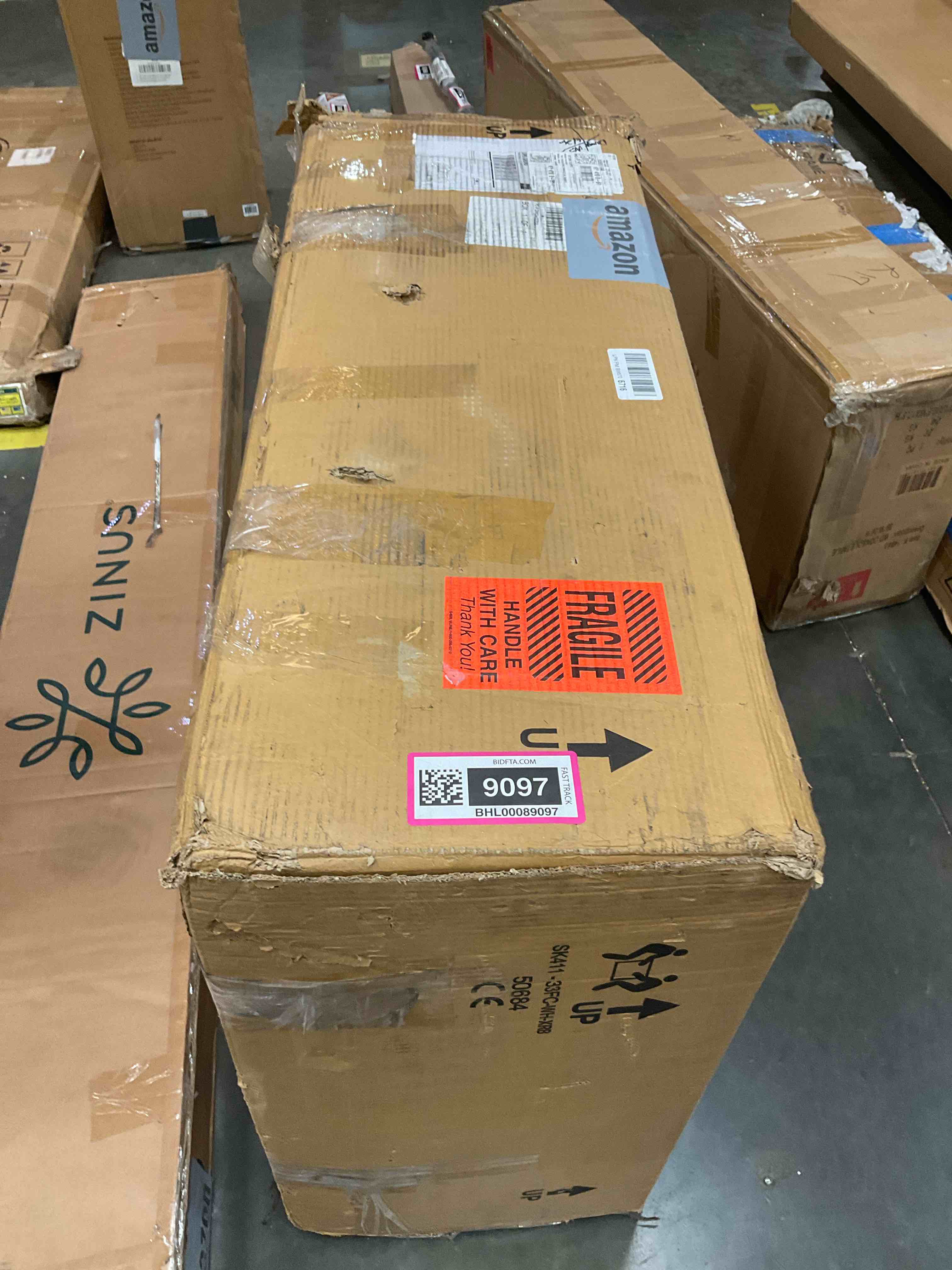 https://s3.amazonaws.com/lotting-images-prod/BargainHunt/BHL00089097_1724247387357.jpeg