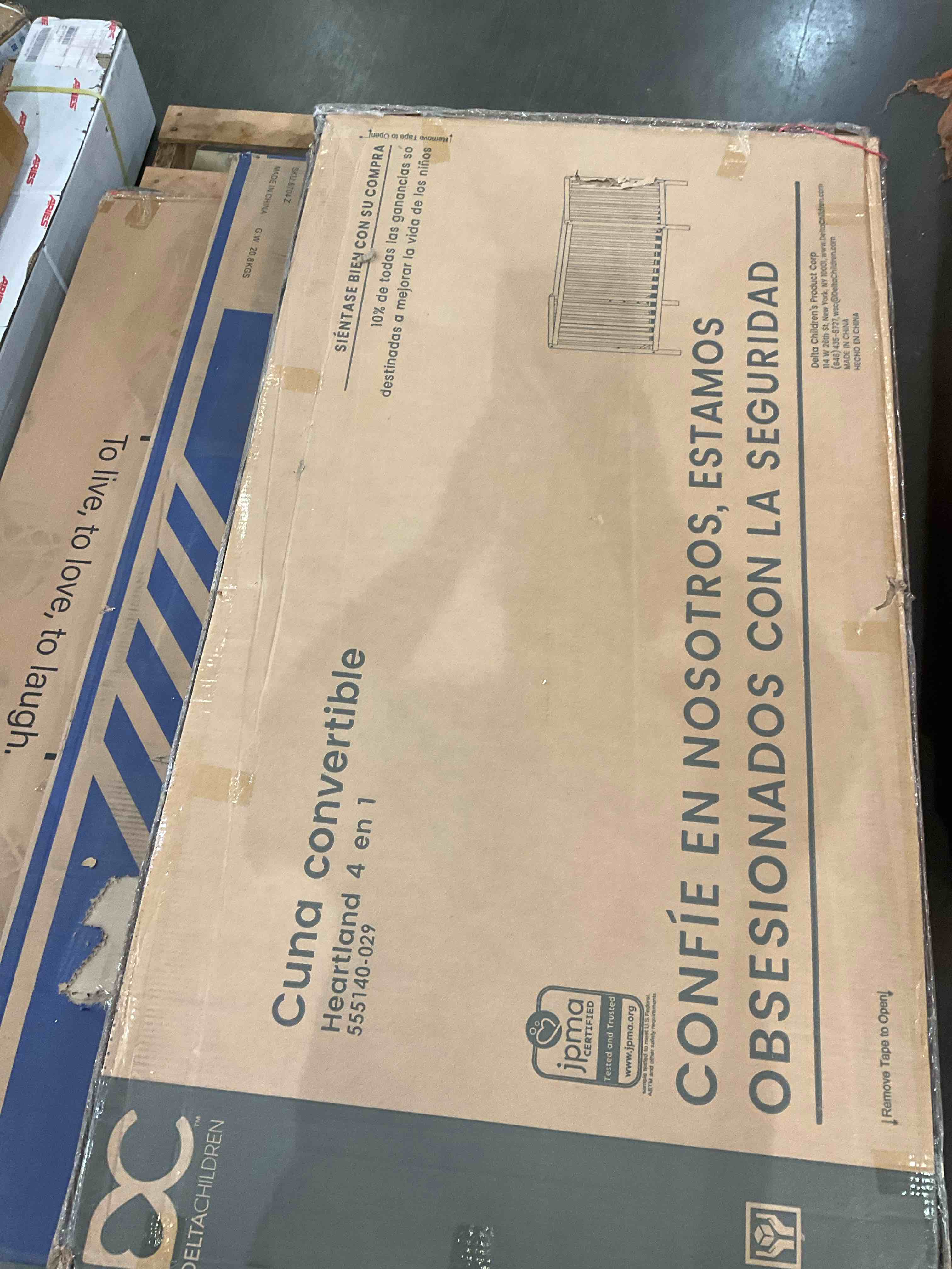 https://s3.amazonaws.com/lotting-images-prod/BargainHunt/BHL00100102_1708448050881.jpeg