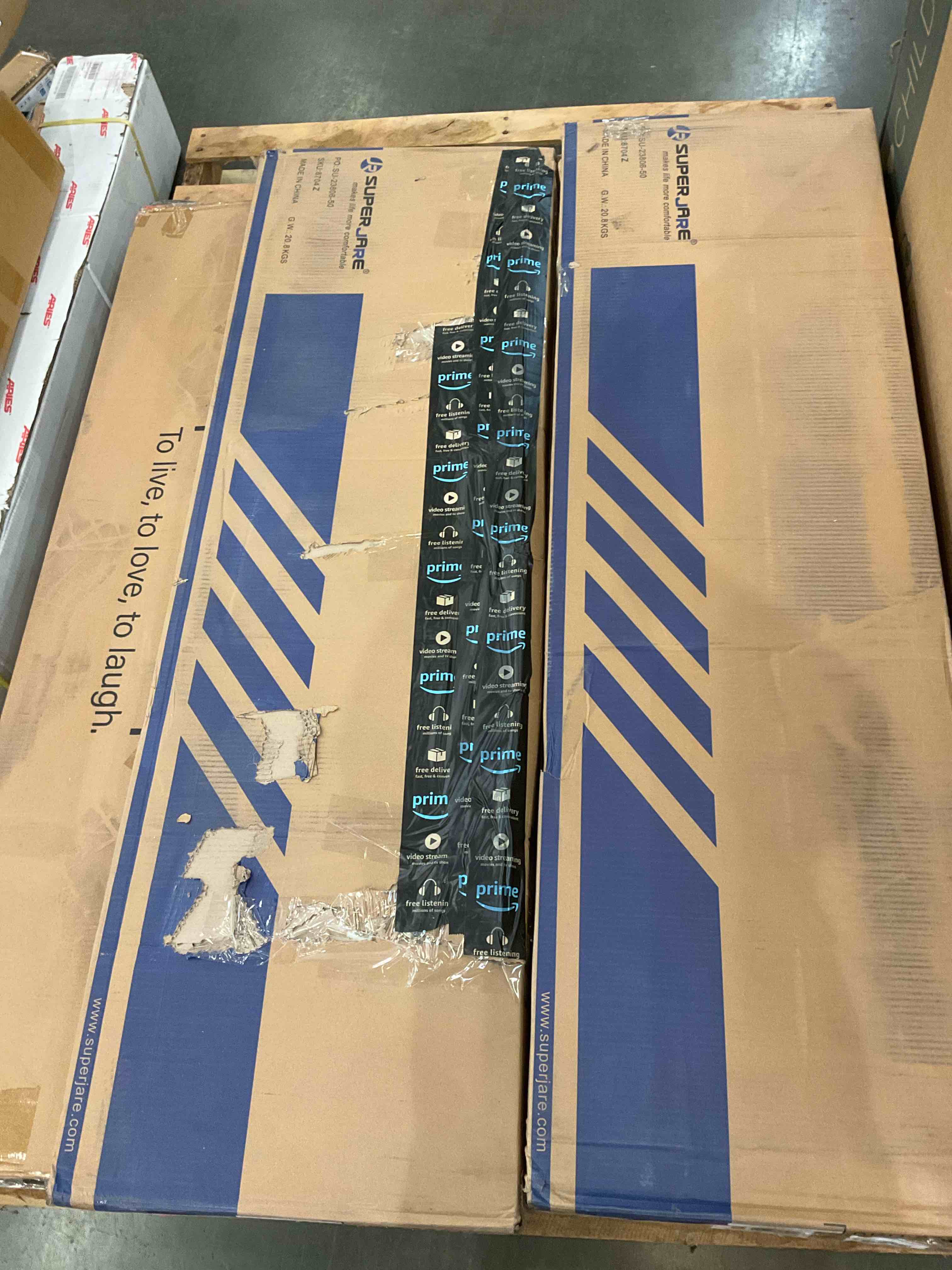 https://s3.amazonaws.com/lotting-images-prod/BargainHunt/BHL00100103_1708451318368.jpeg