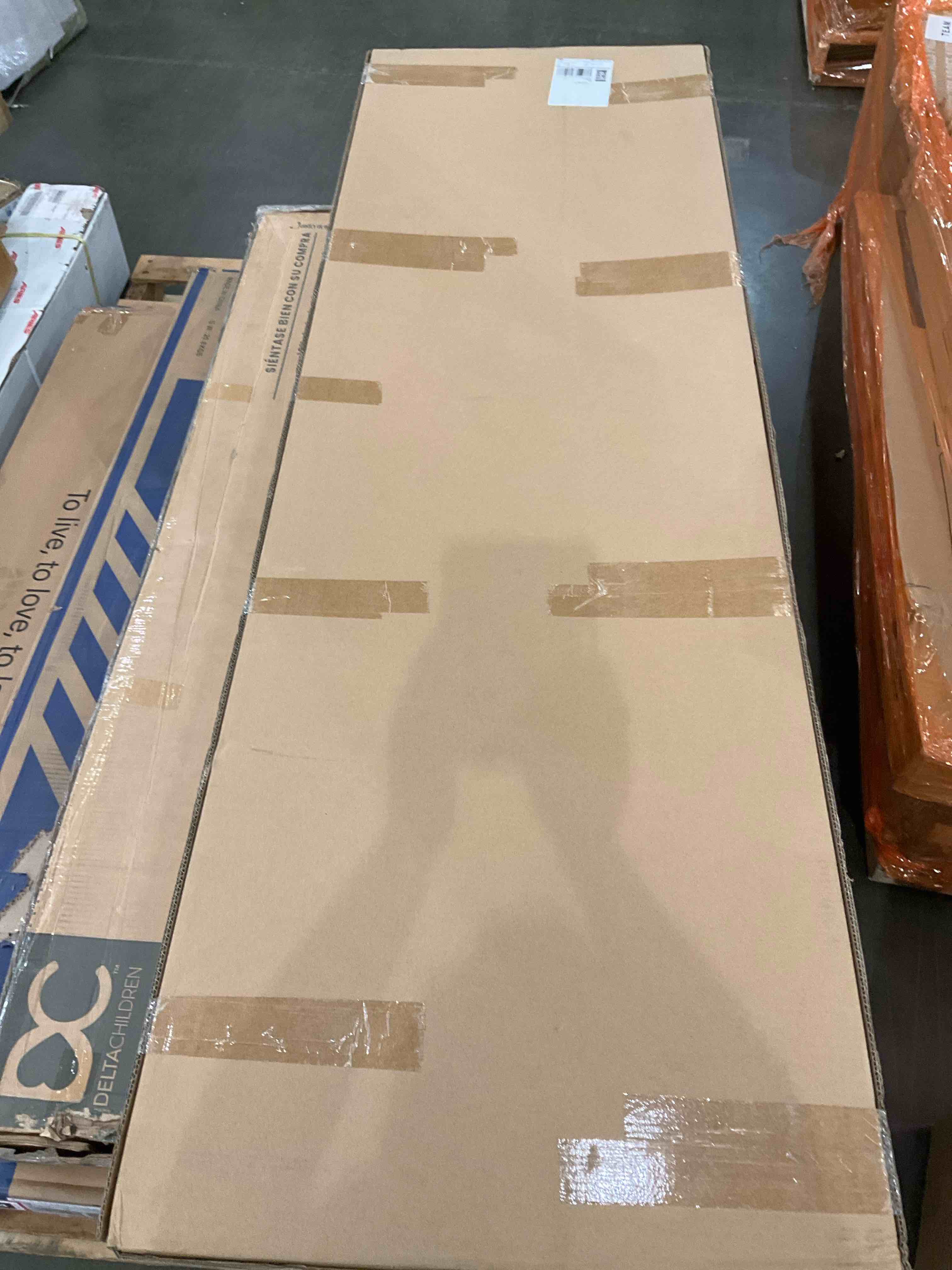 https://s3.amazonaws.com/lotting-images-prod/BargainHunt/BHL00100107_1708452033413.jpeg