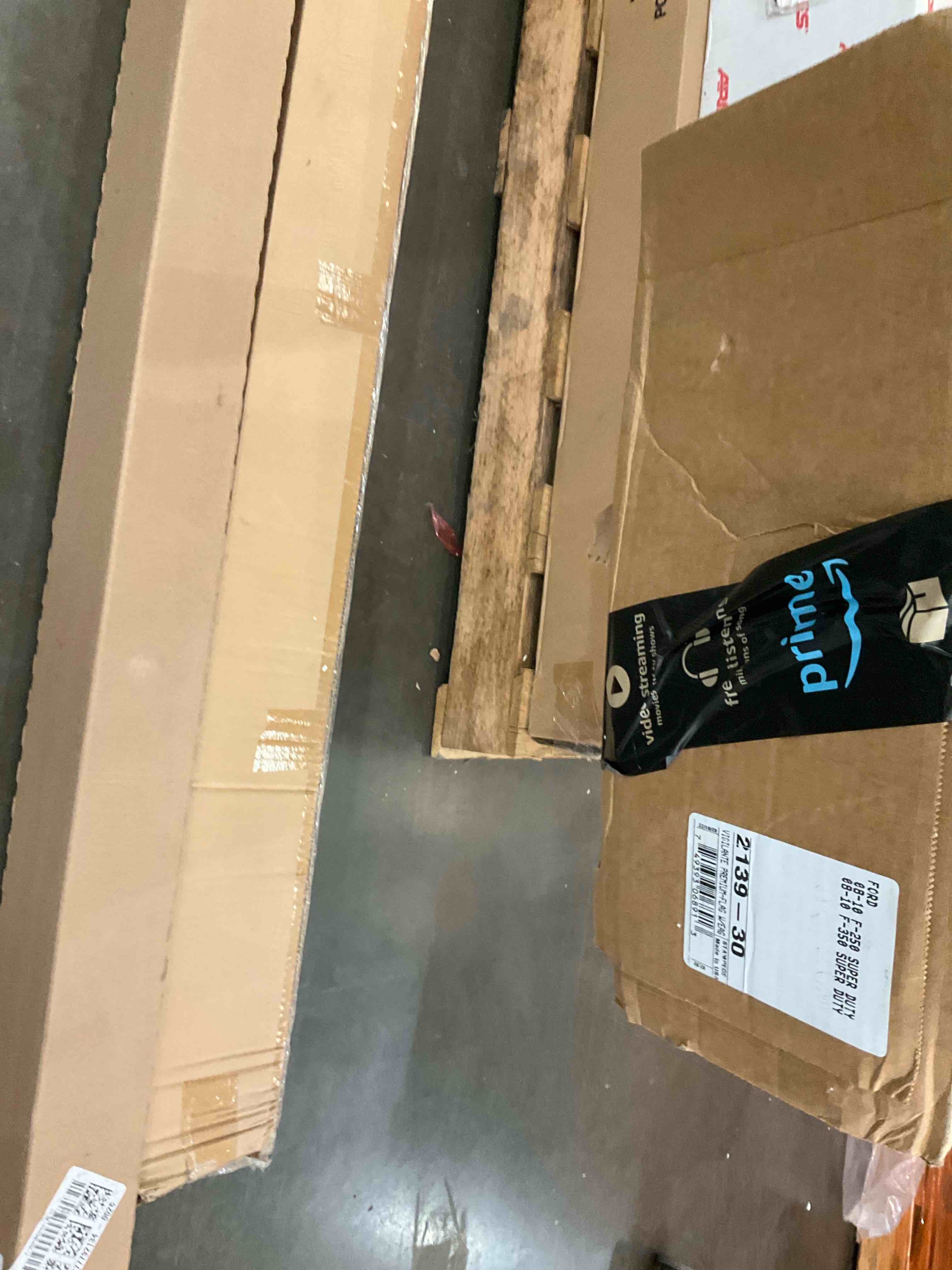 https://s3.amazonaws.com/lotting-images-prod/BargainHunt/BHL00100112_1708453099781.jpeg