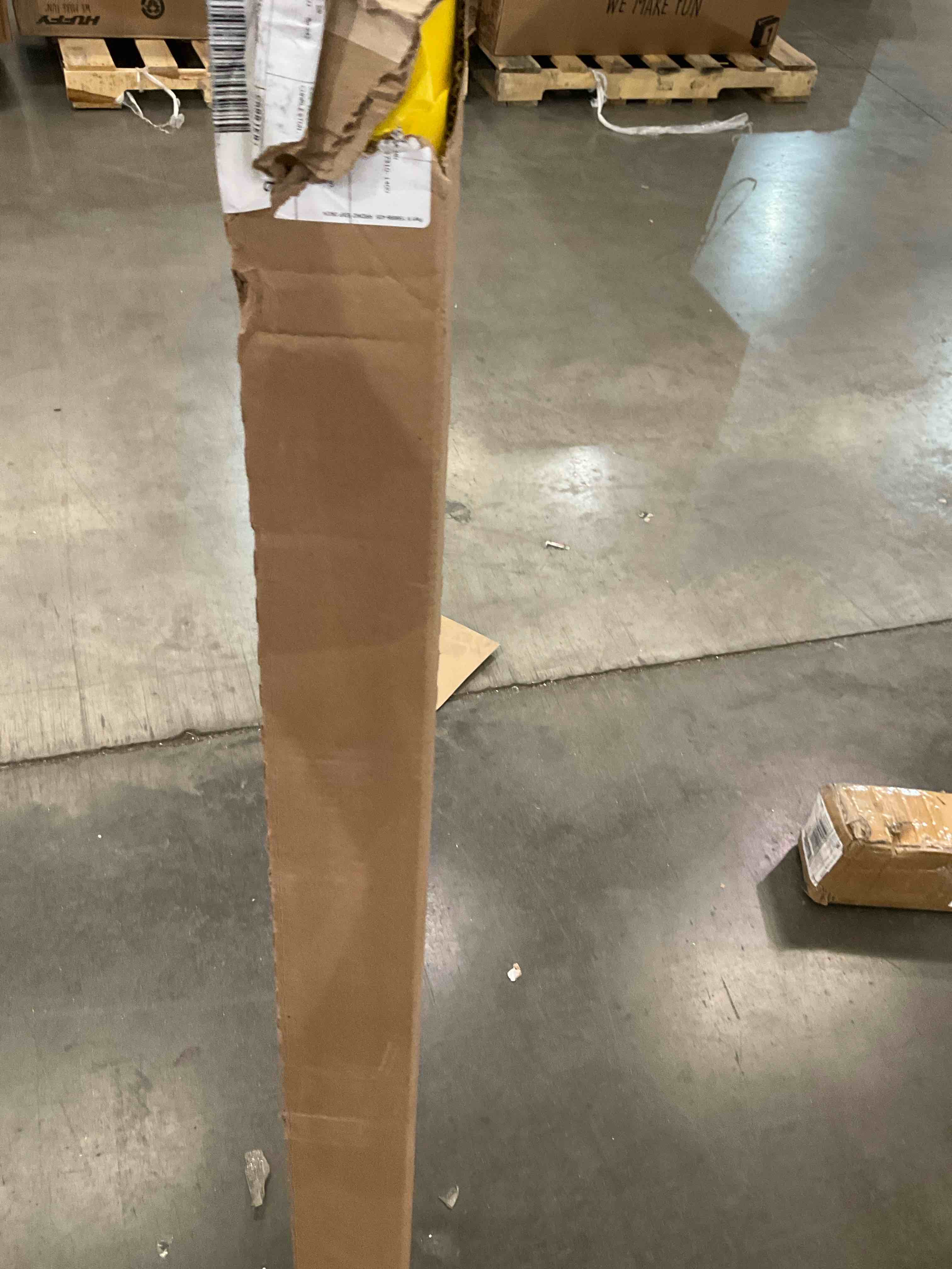 https://s3.amazonaws.com/lotting-images-prod/BargainHunt/BHL00100113_1708453215746.jpeg