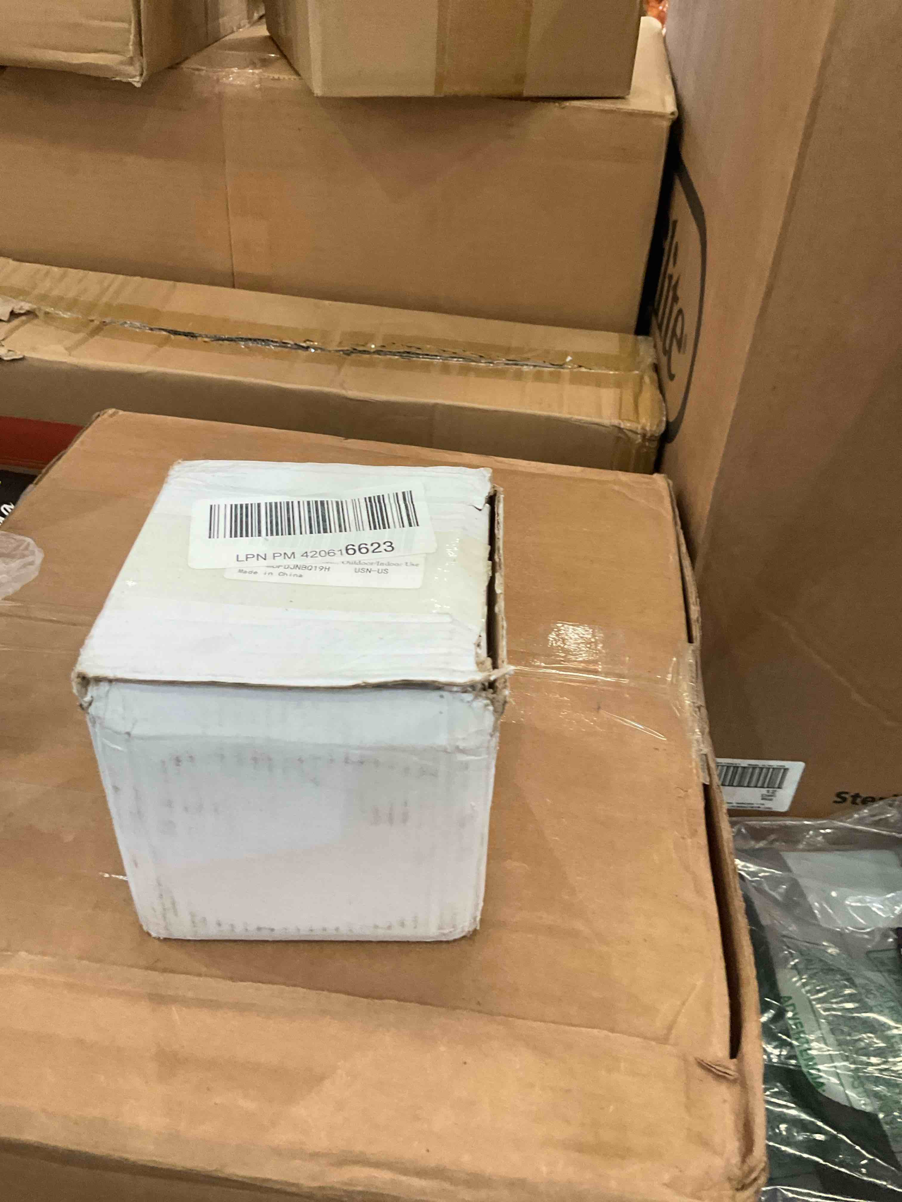https://s3.amazonaws.com/lotting-images-prod/BargainHunt/BHL00100127_1708456926533.jpeg