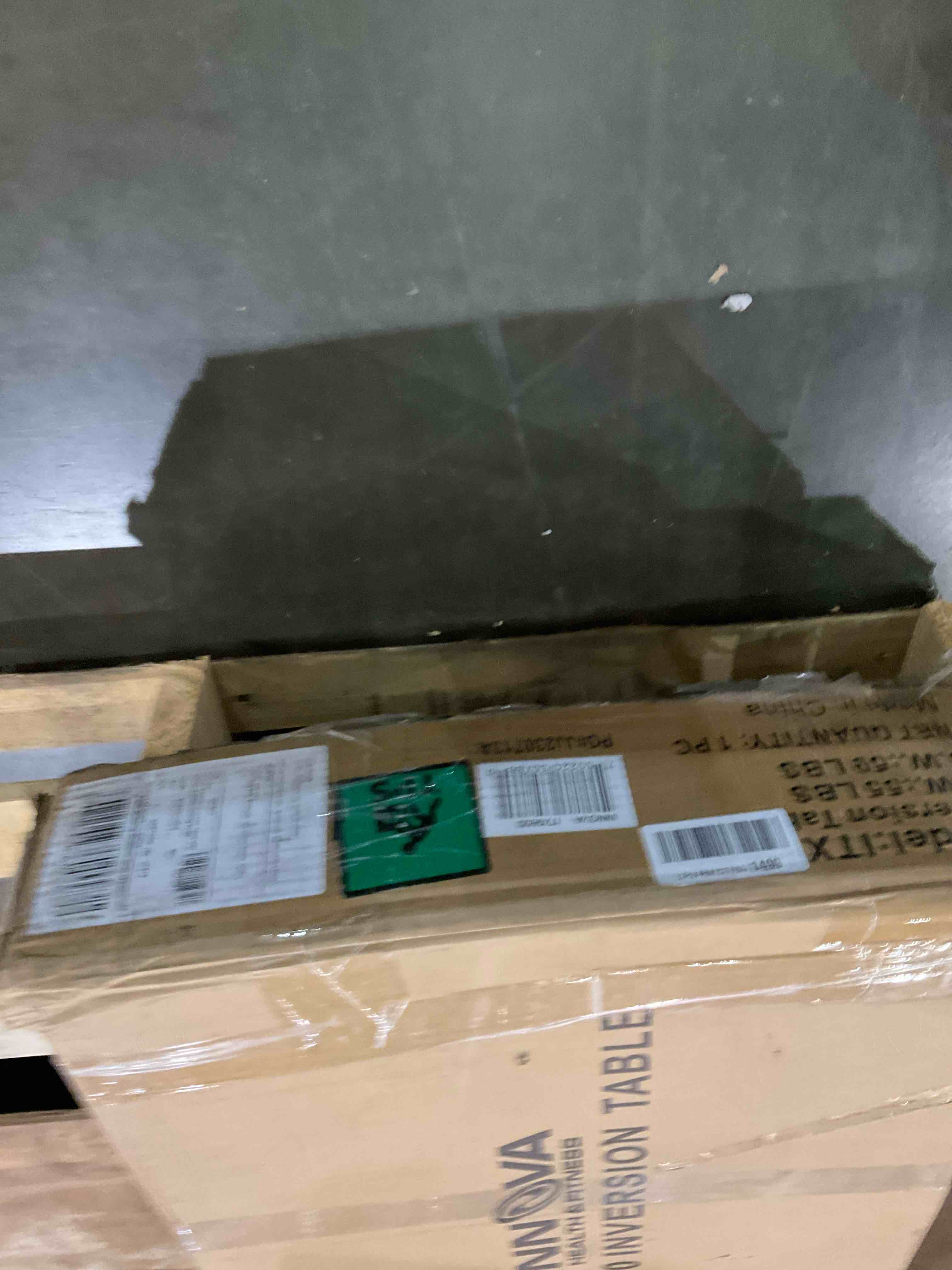 https://s3.amazonaws.com/lotting-images-prod/BargainHunt/BHL00100252_1708608351673.jpeg