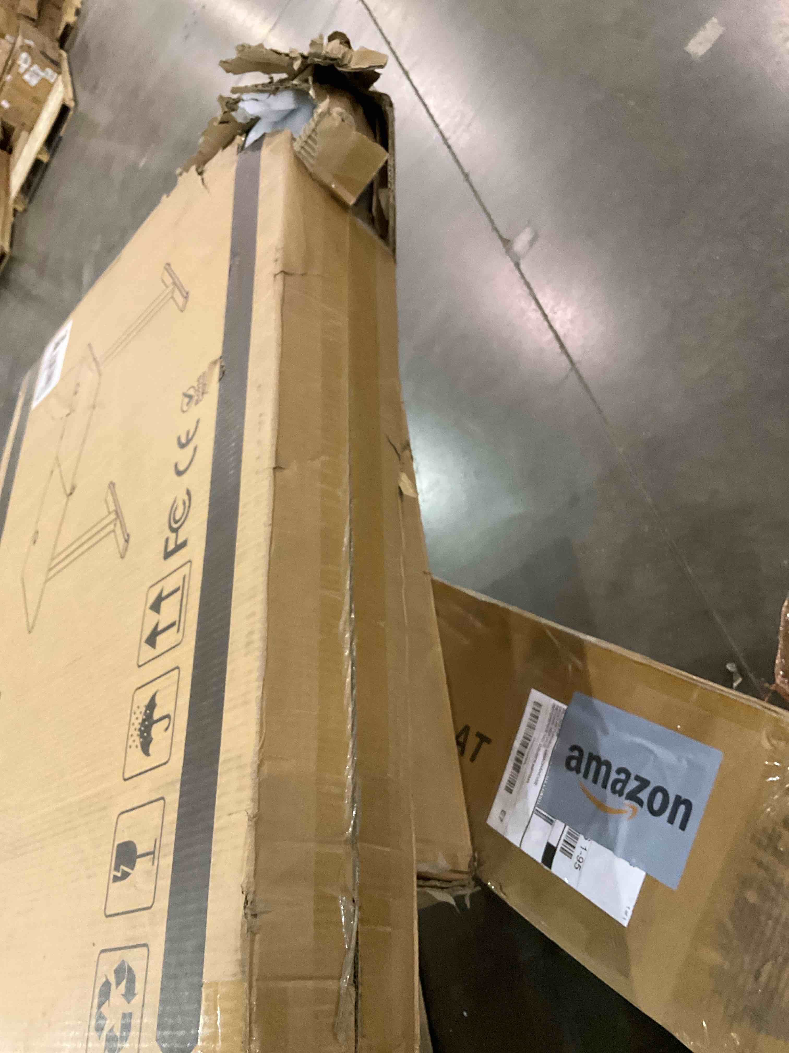 https://s3.amazonaws.com/lotting-images-prod/BargainHunt/BHL00100256_1708609169632.jpeg