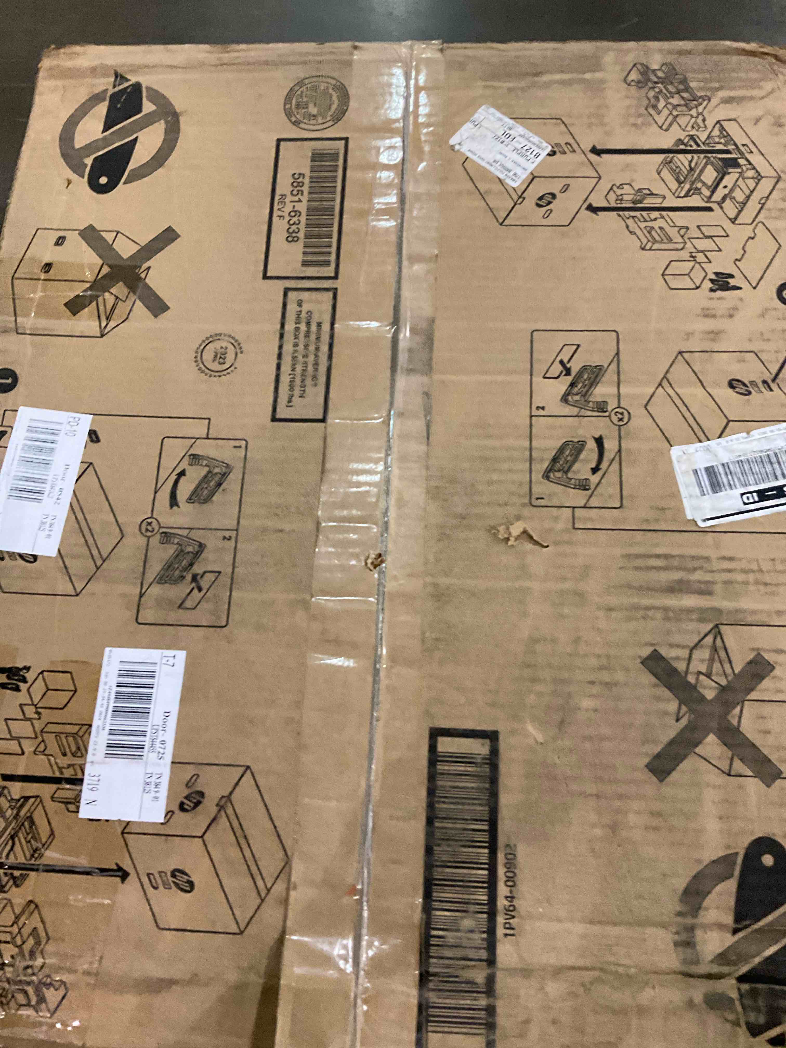 https://s3.amazonaws.com/lotting-images-prod/BargainHunt/BHL00100301_1708690575275.jpeg