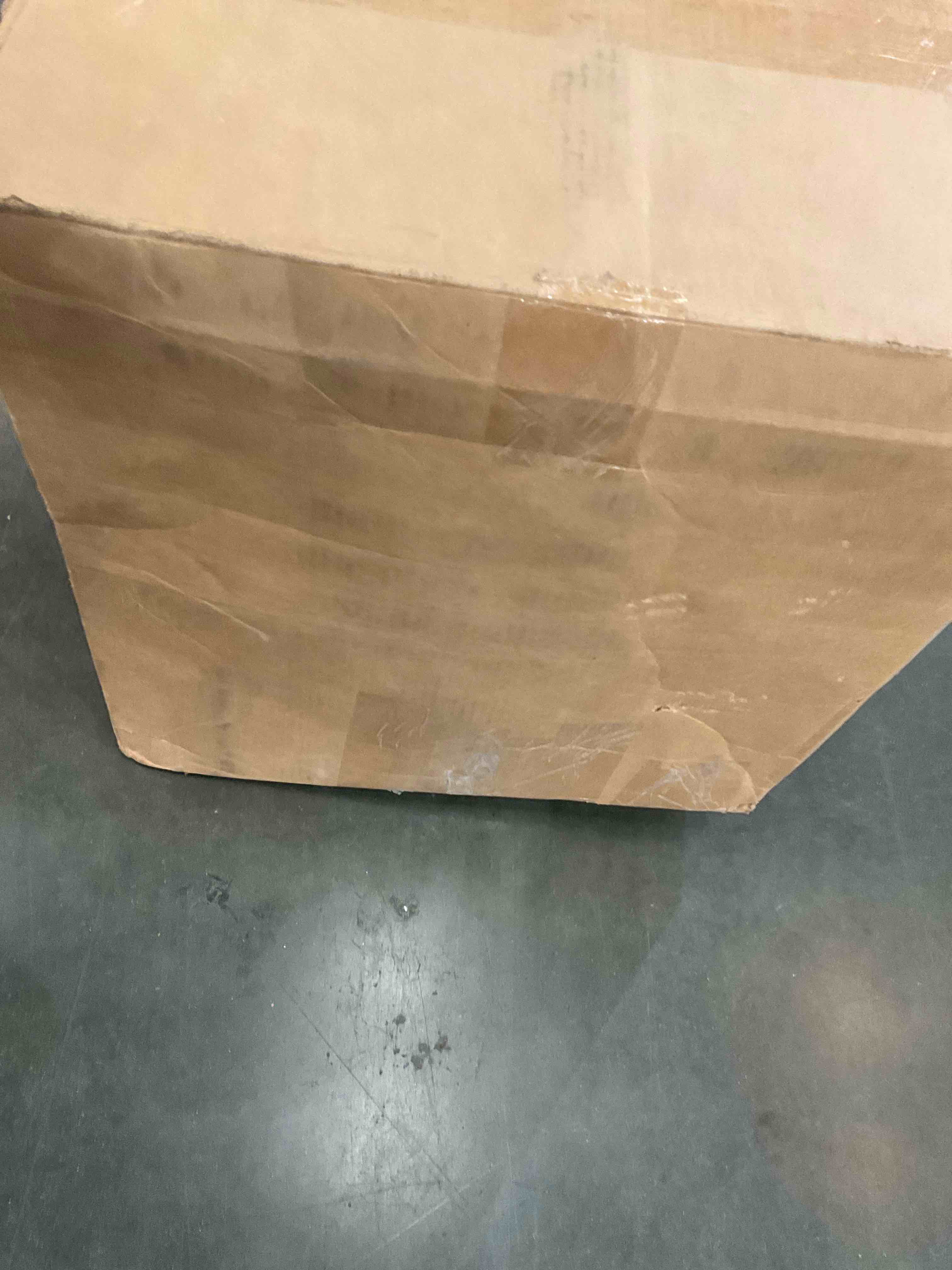 https://s3.amazonaws.com/lotting-images-prod/BargainHunt/BHL00100471_1708965068723.jpeg