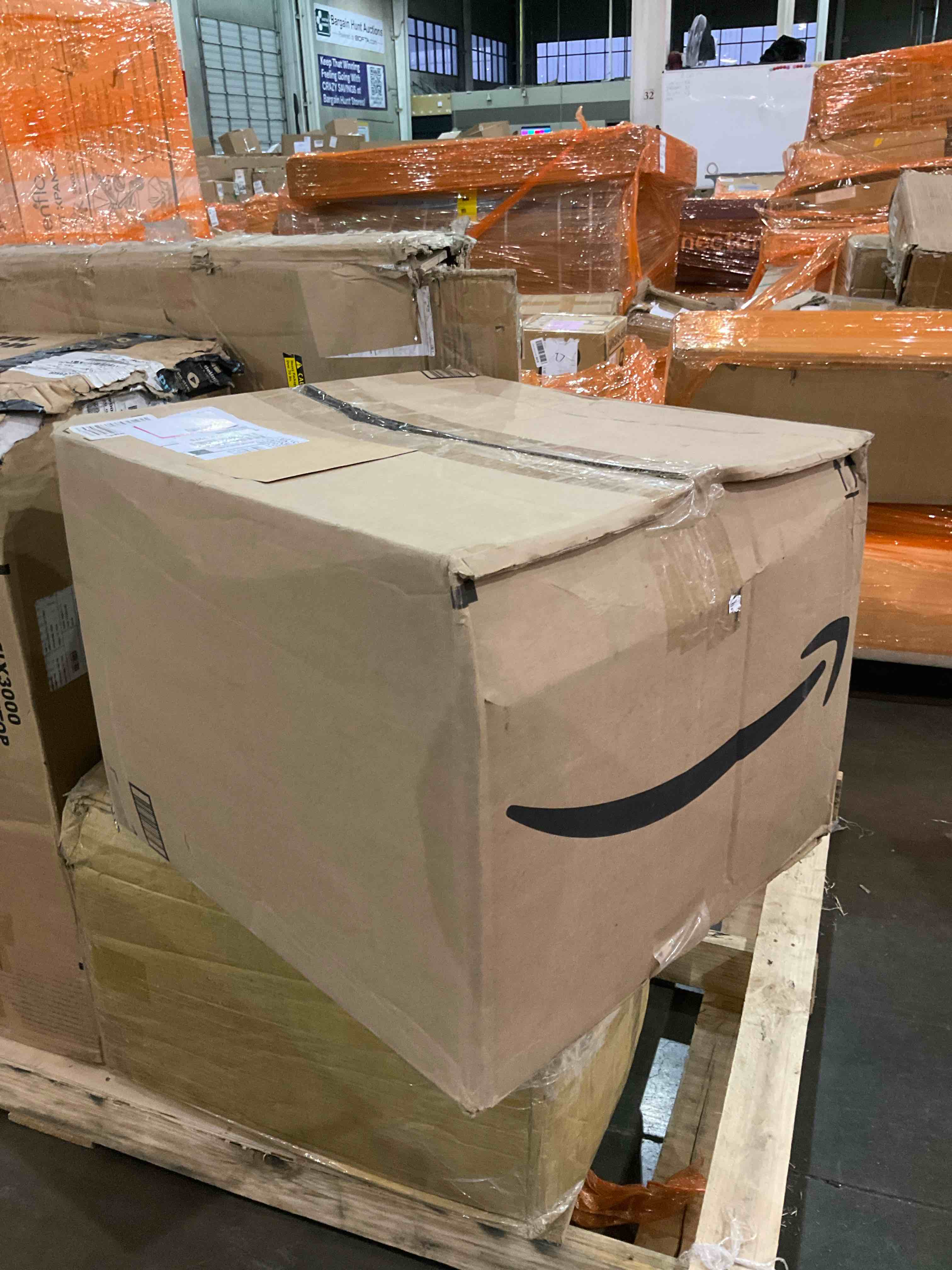 https://s3.amazonaws.com/lotting-images-prod/BargainHunt/BHL00100519_1707309145084.jpeg