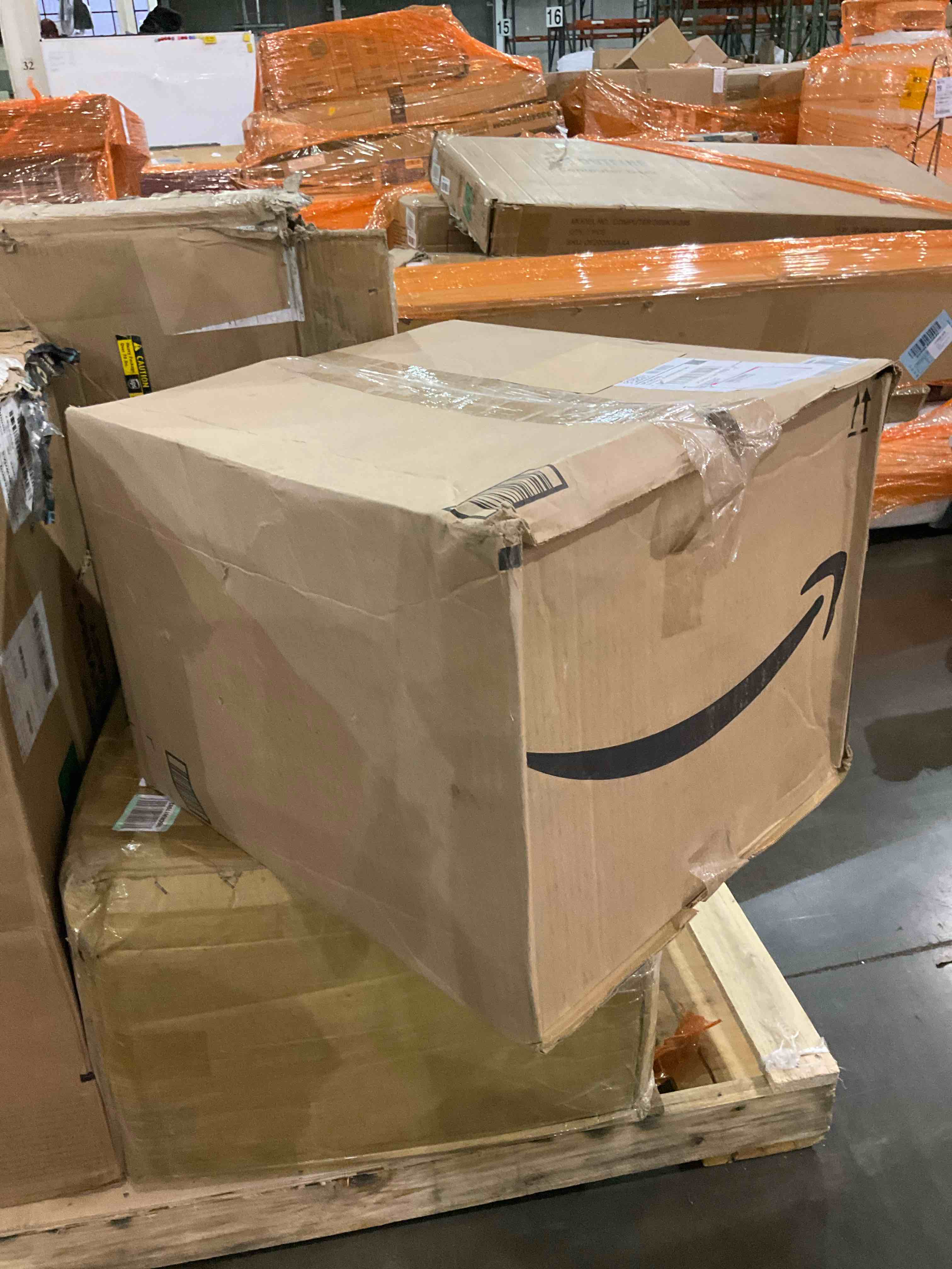 https://s3.amazonaws.com/lotting-images-prod/BargainHunt/BHL00100519_1707309152817.jpeg