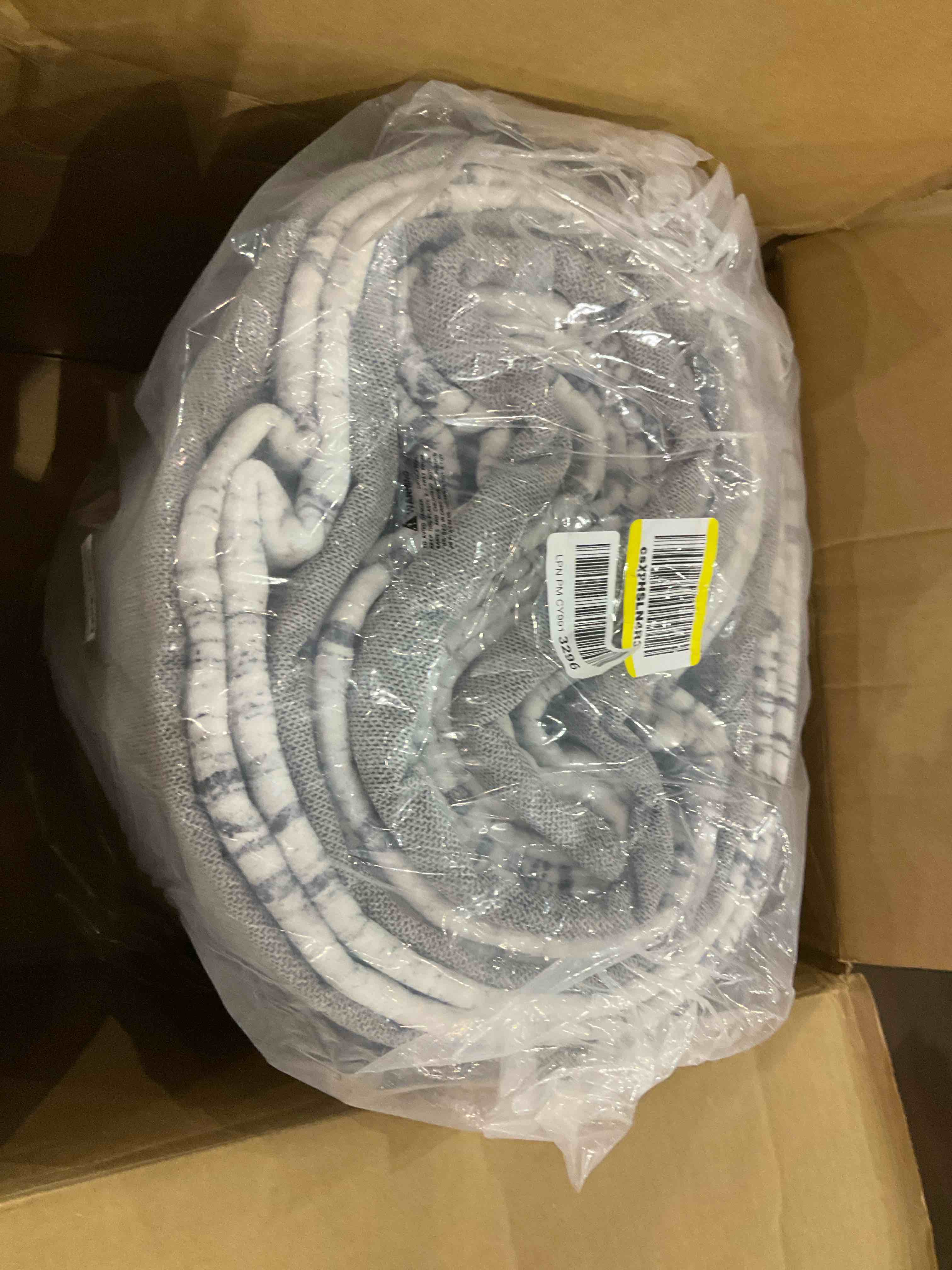 https://s3.amazonaws.com/lotting-images-prod/BargainHunt/BHL00100519_1707309339436.jpeg