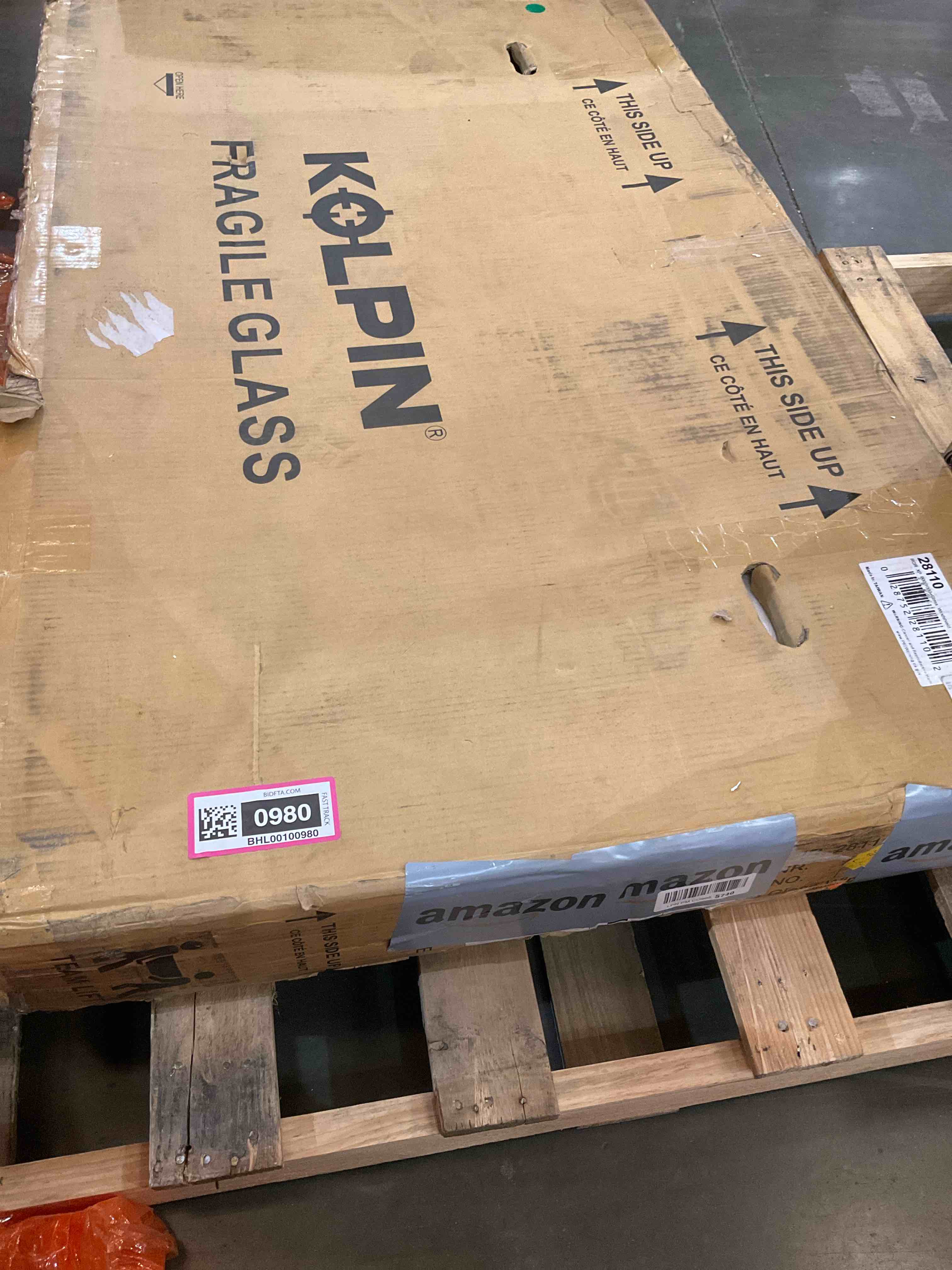 https://s3.amazonaws.com/lotting-images-prod/BargainHunt/BHL00100980_1709567760655.jpeg