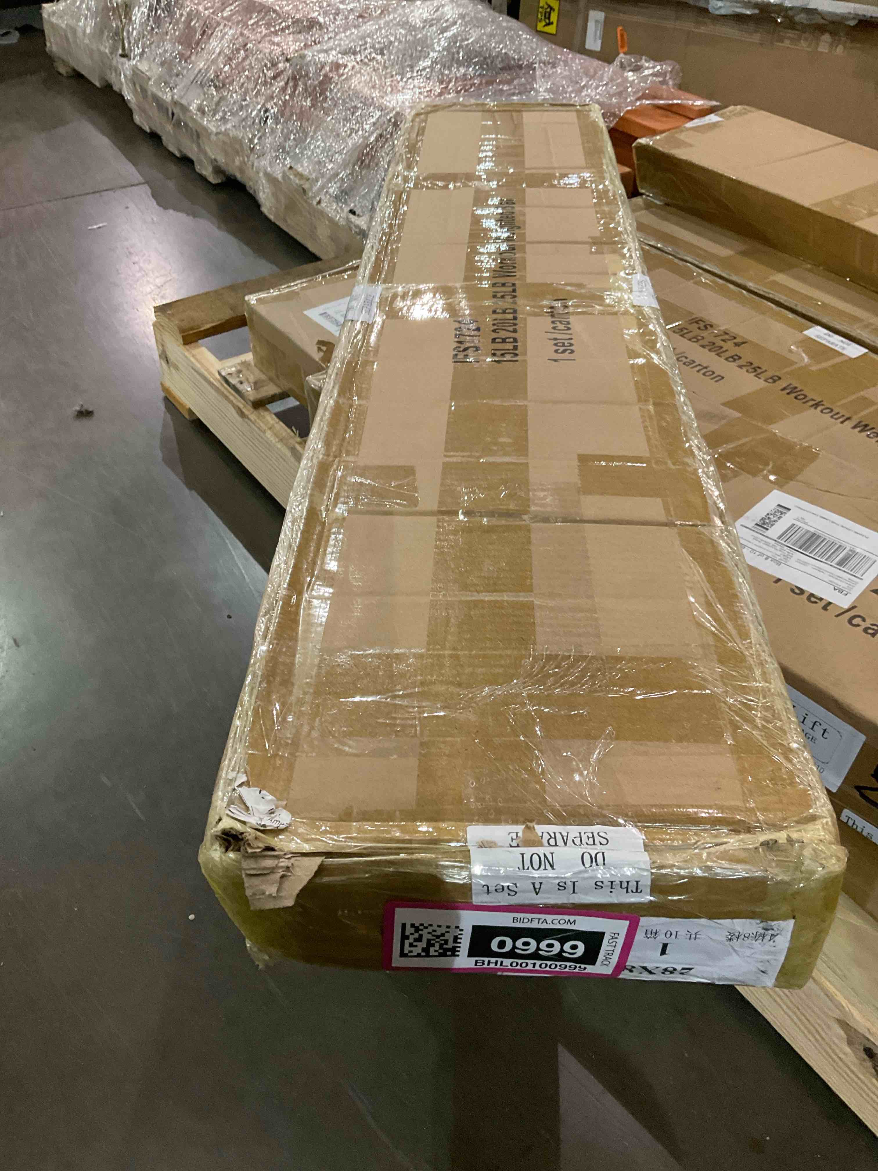 https://s3.amazonaws.com/lotting-images-prod/BargainHunt/BHL00100999_1709646179642.jpeg