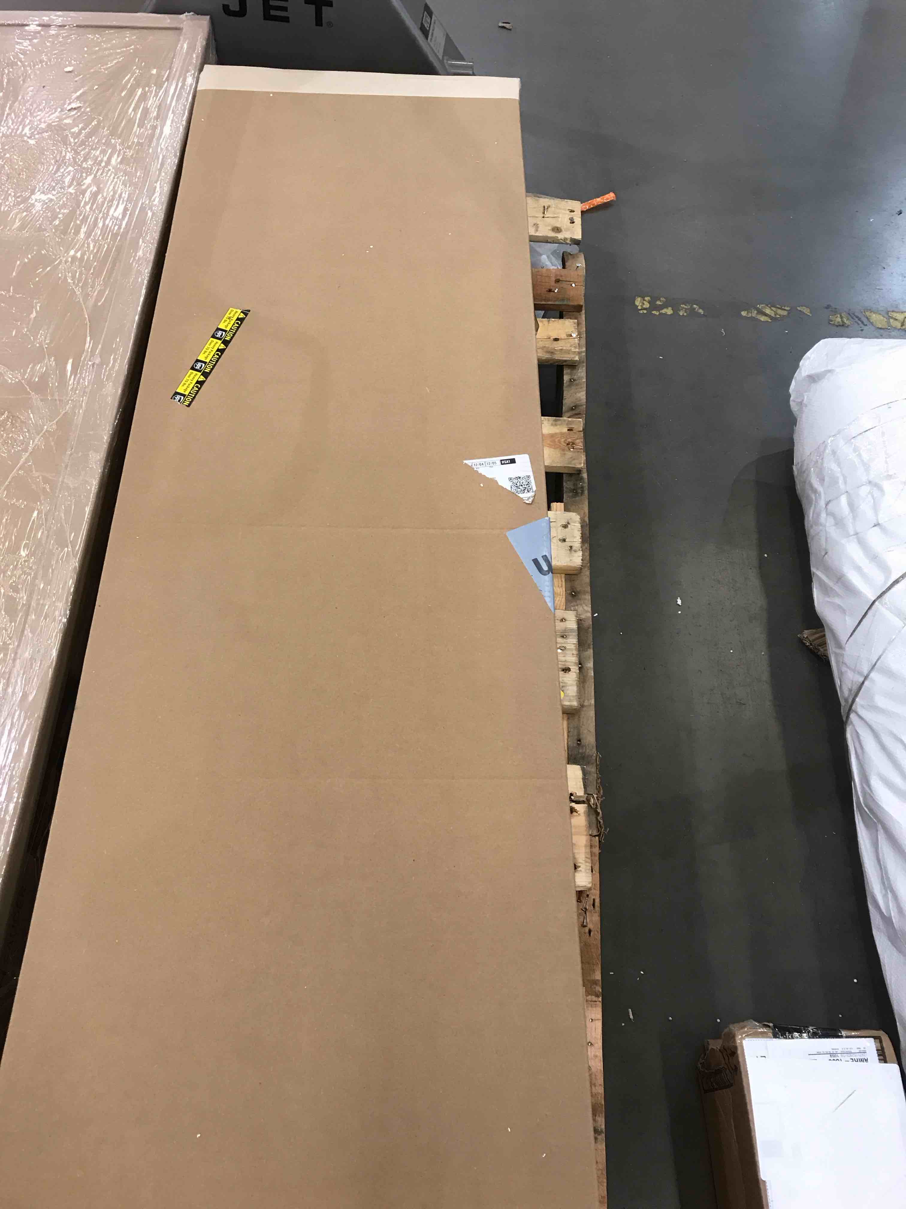 https://s3.amazonaws.com/lotting-images-prod/BargainHunt/BHL00101138_1708012472366.jpeg
