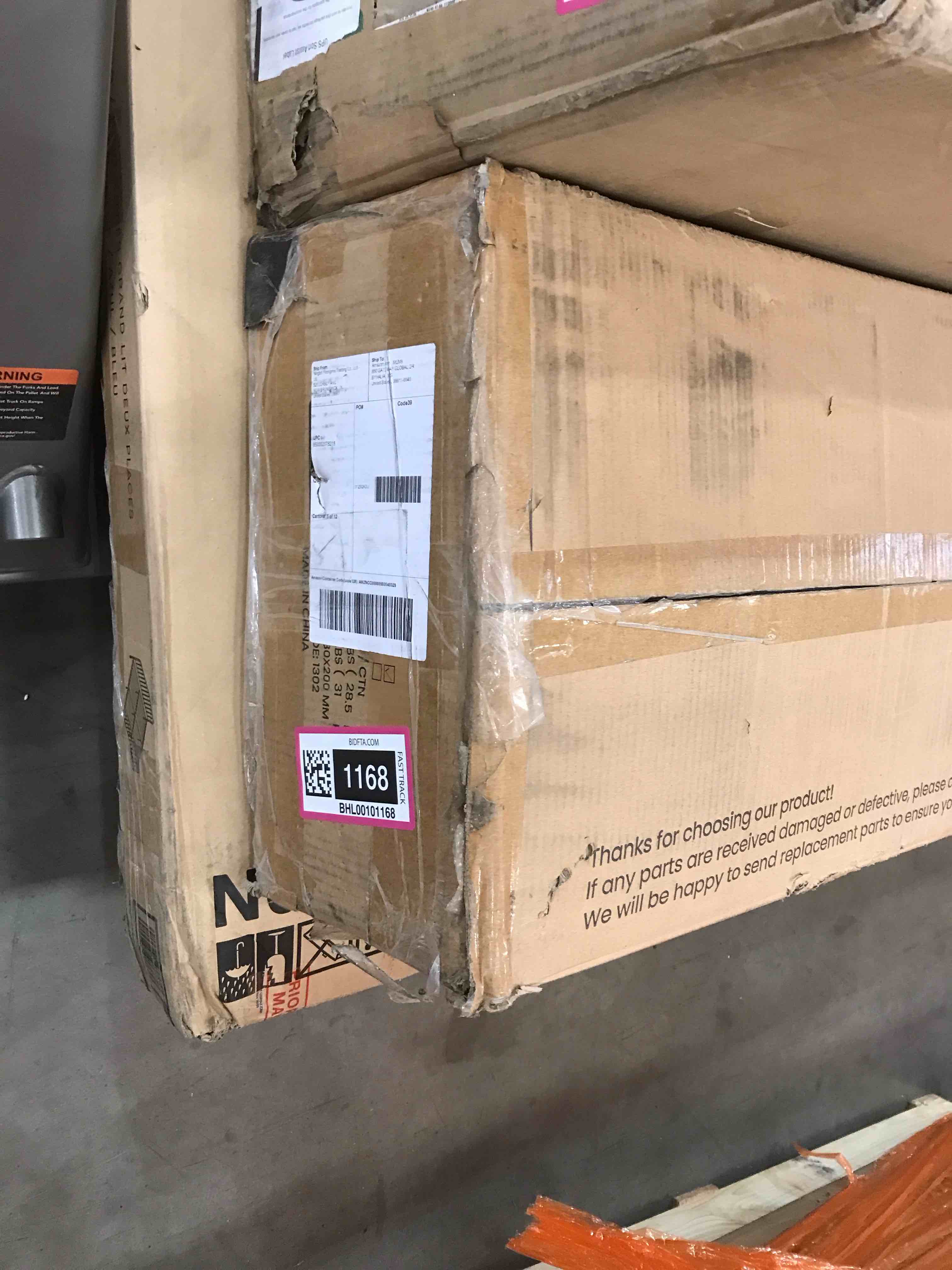 https://s3.amazonaws.com/lotting-images-prod/BargainHunt/BHL00101168_1708026454856.jpeg