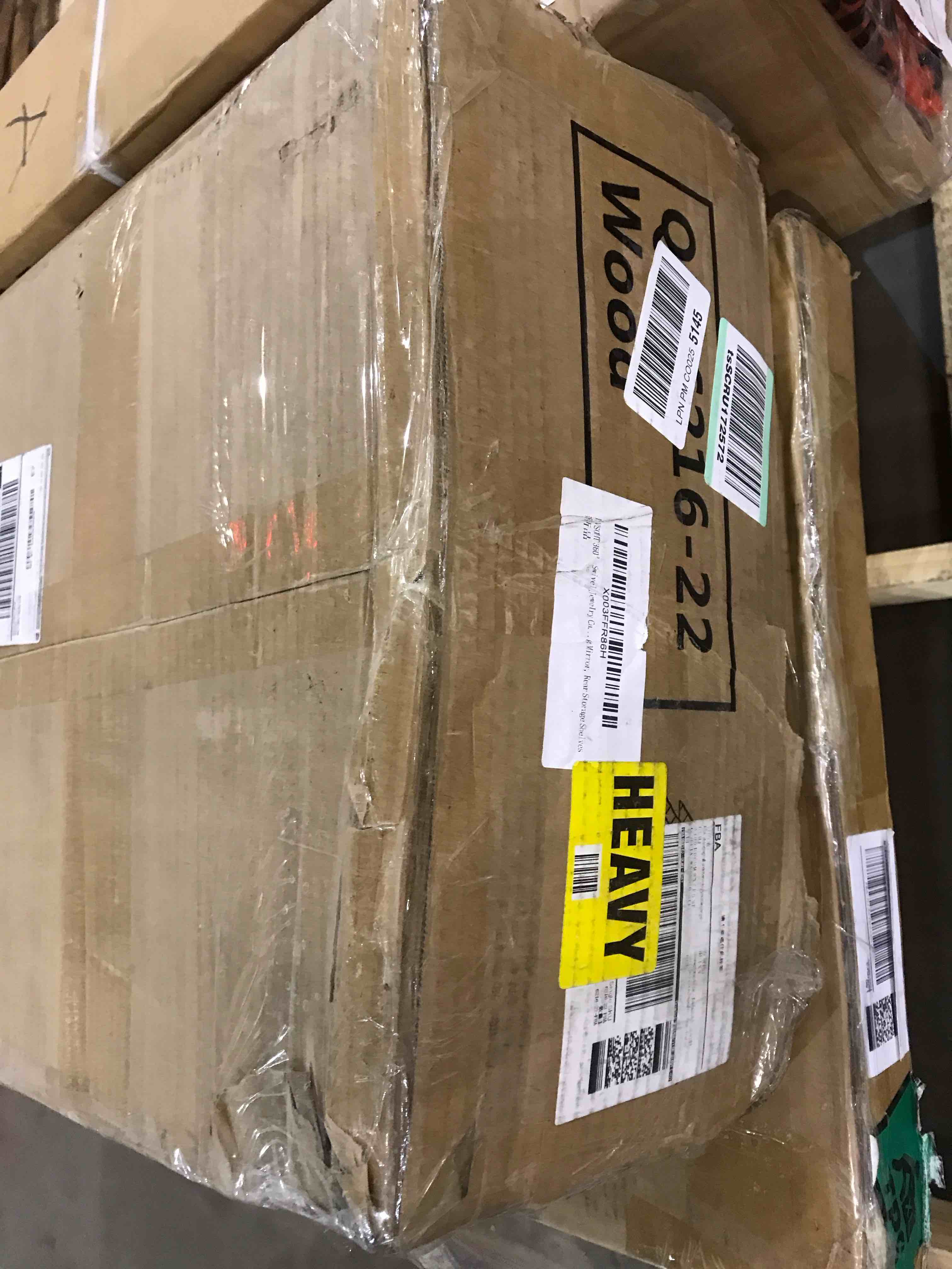 https://s3.amazonaws.com/lotting-images-prod/BargainHunt/BHL00101233_1709643445844.jpeg
