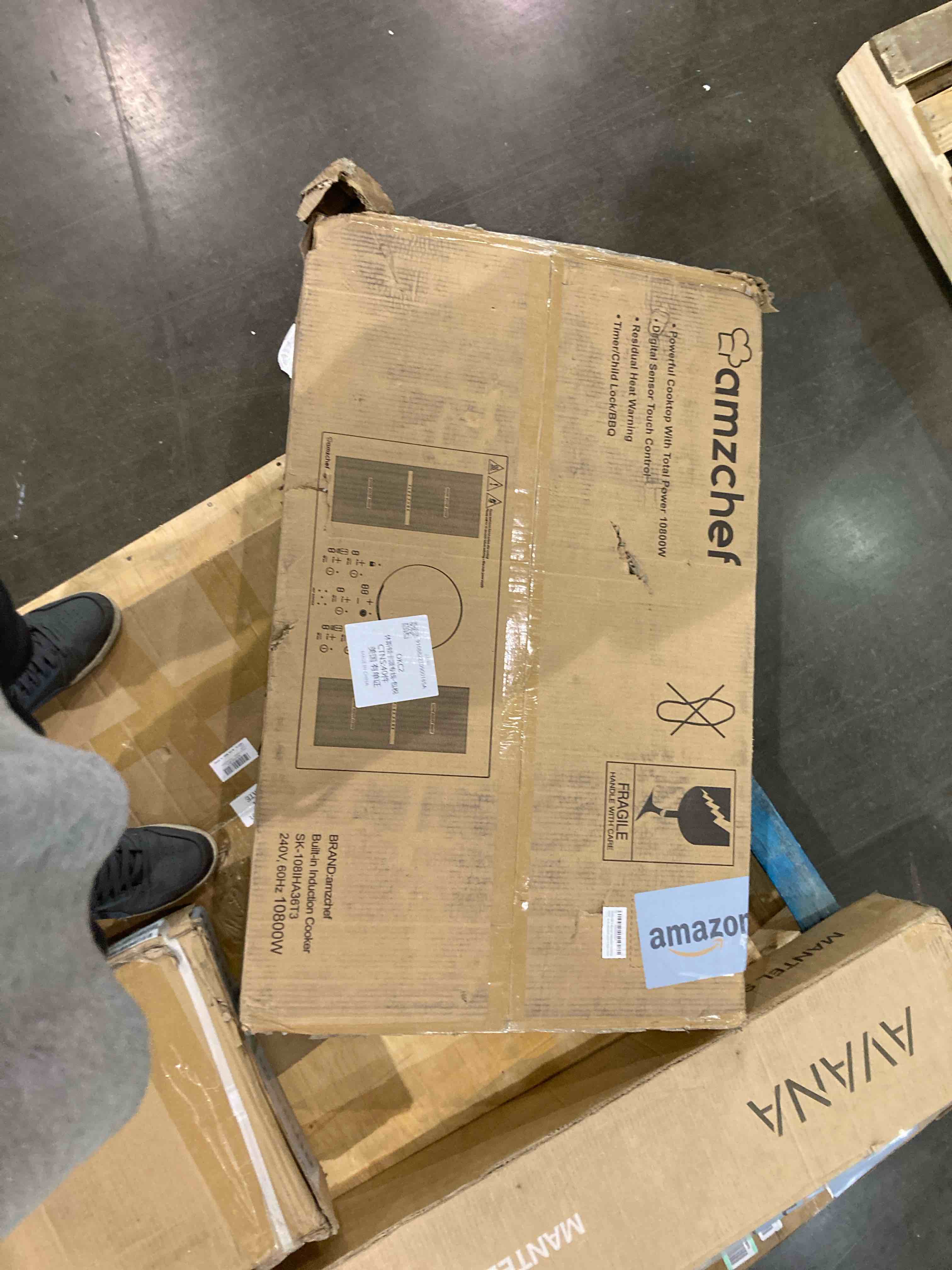 https://s3.amazonaws.com/lotting-images-prod/BargainHunt/BHL00101265_1709663636220.jpeg
