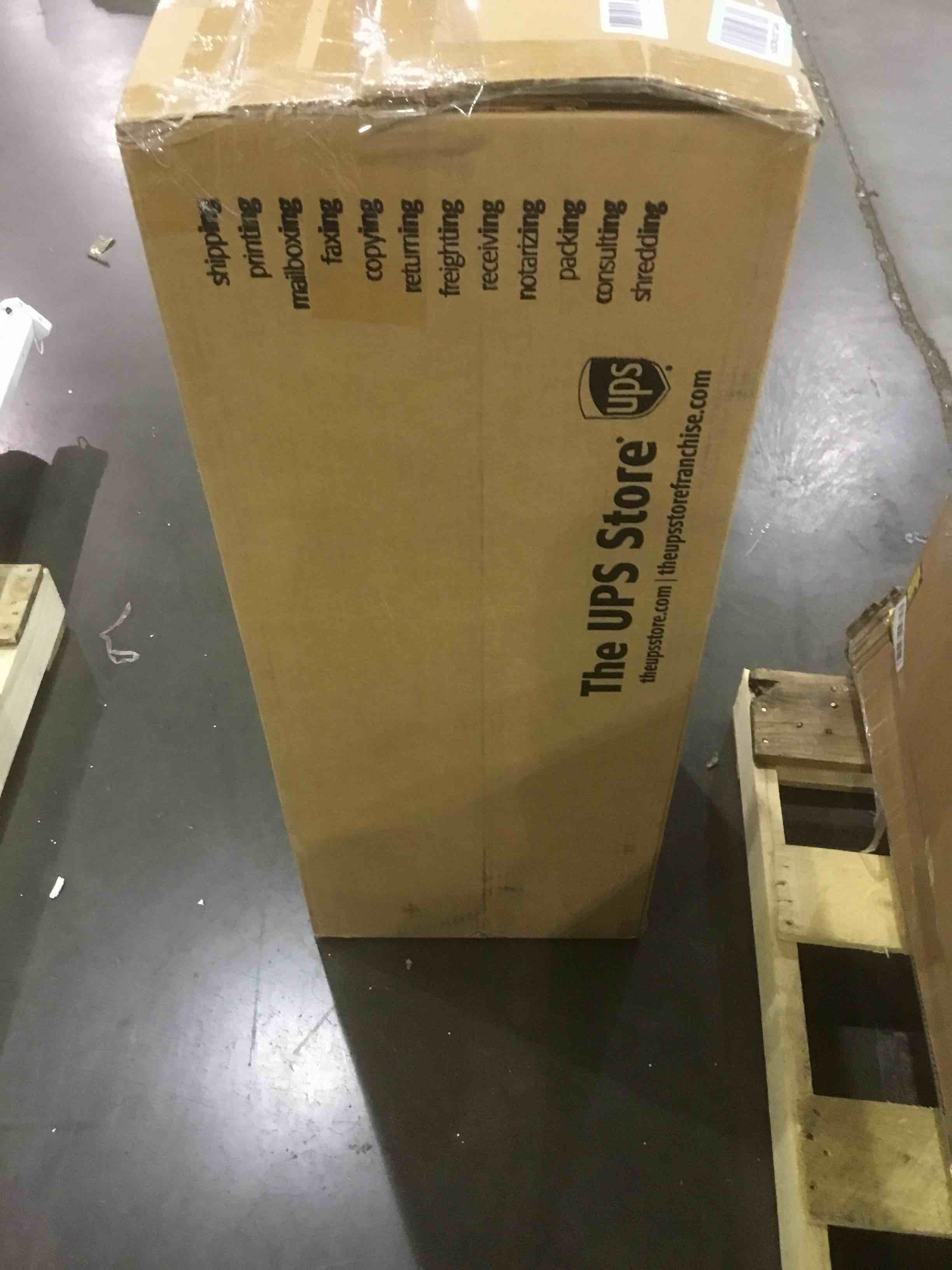 https://s3.amazonaws.com/lotting-images-prod/BargainHunt/BHL00101286_1709901258600.jpeg