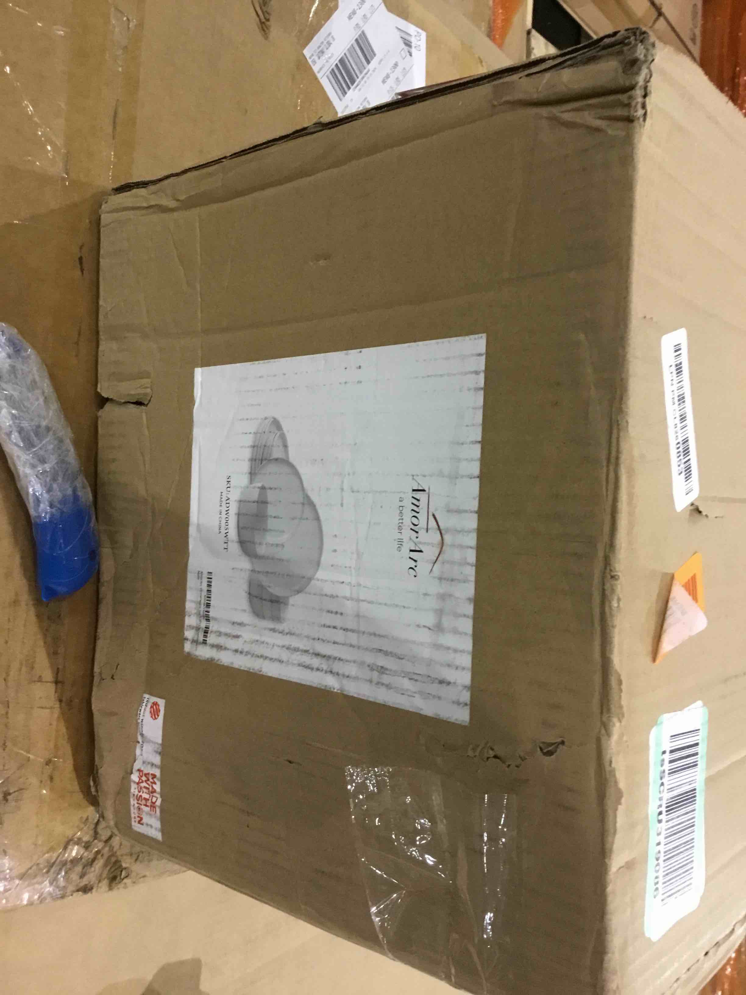 https://s3.amazonaws.com/lotting-images-prod/BargainHunt/BHL00101296_1709904494041.jpeg