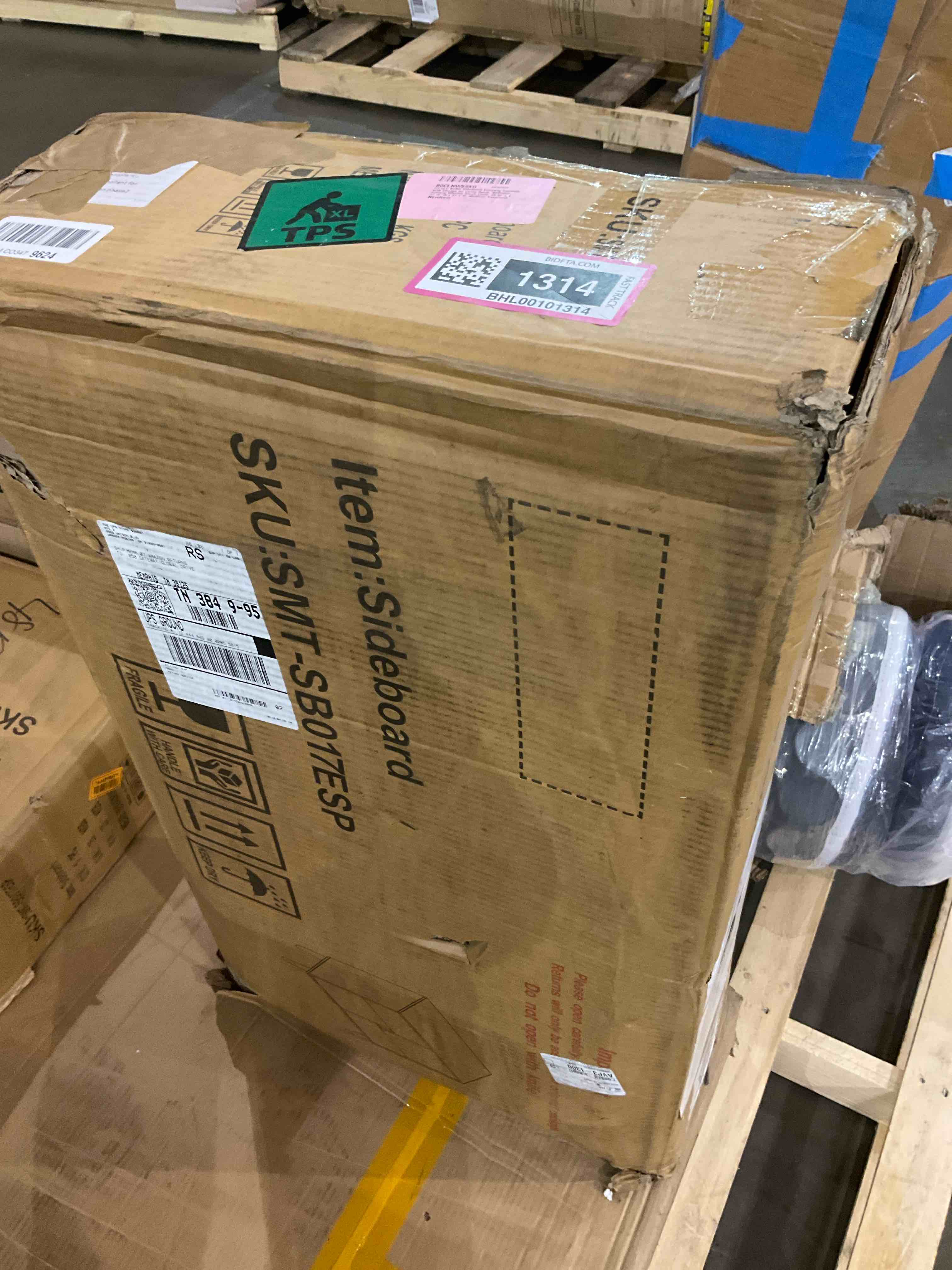 https://s3.amazonaws.com/lotting-images-prod/BargainHunt/BHL00101314_1710242953210.jpeg
