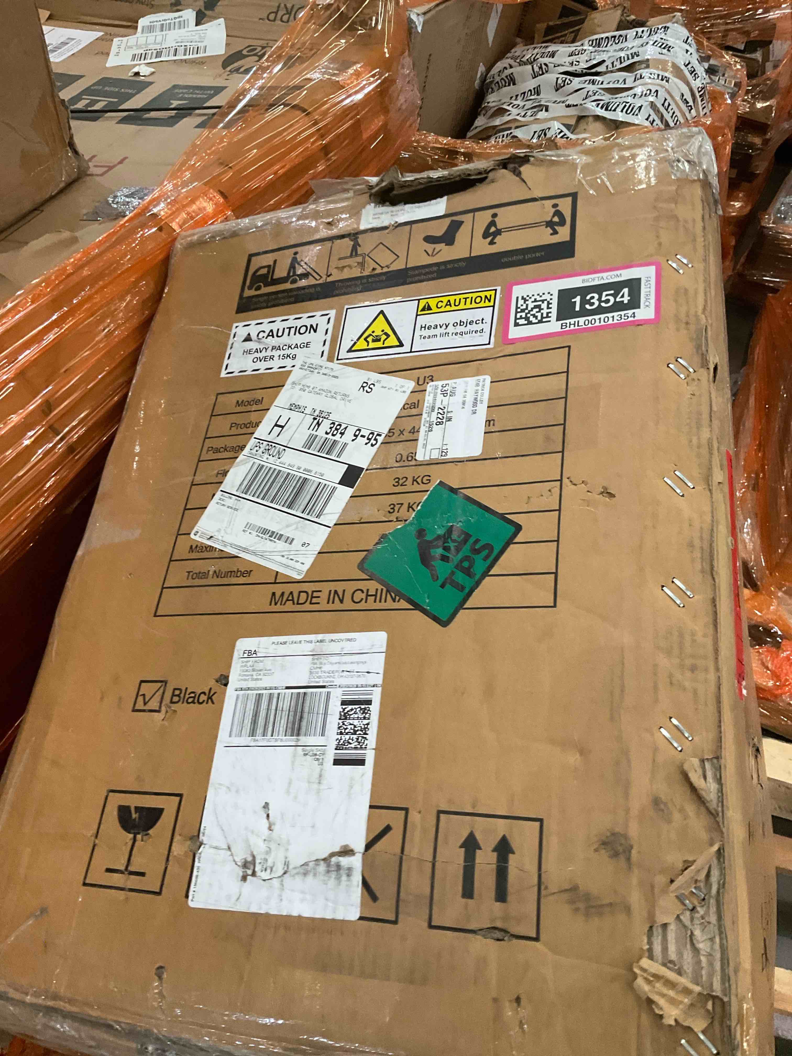 https://s3.amazonaws.com/lotting-images-prod/BargainHunt/BHL00101354_1710861042648.jpeg