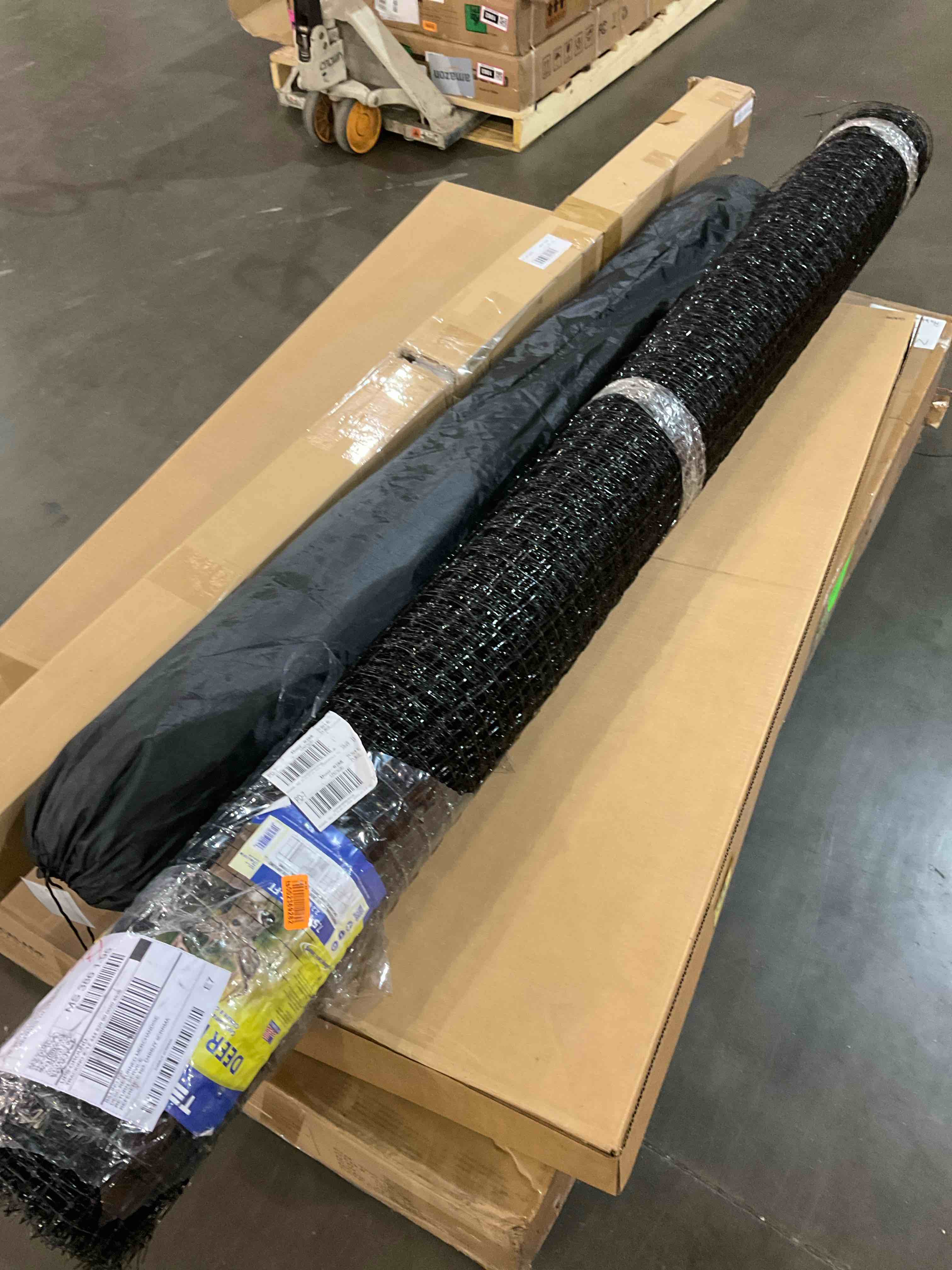 https://s3.amazonaws.com/lotting-images-prod/BargainHunt/BHL00101453_1711473953896.jpeg