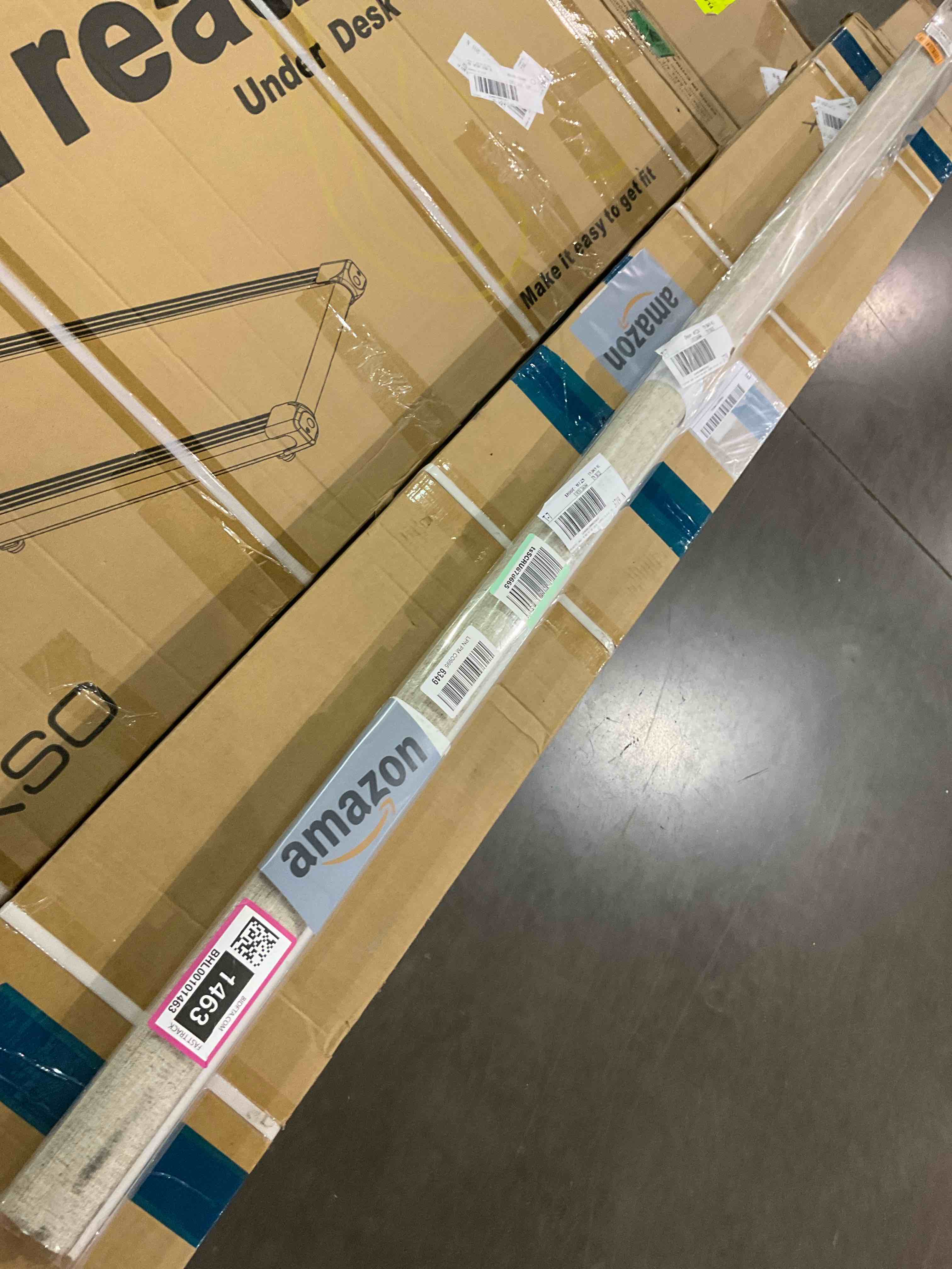 https://s3.amazonaws.com/lotting-images-prod/BargainHunt/BHL00101463_1711625952291.jpeg