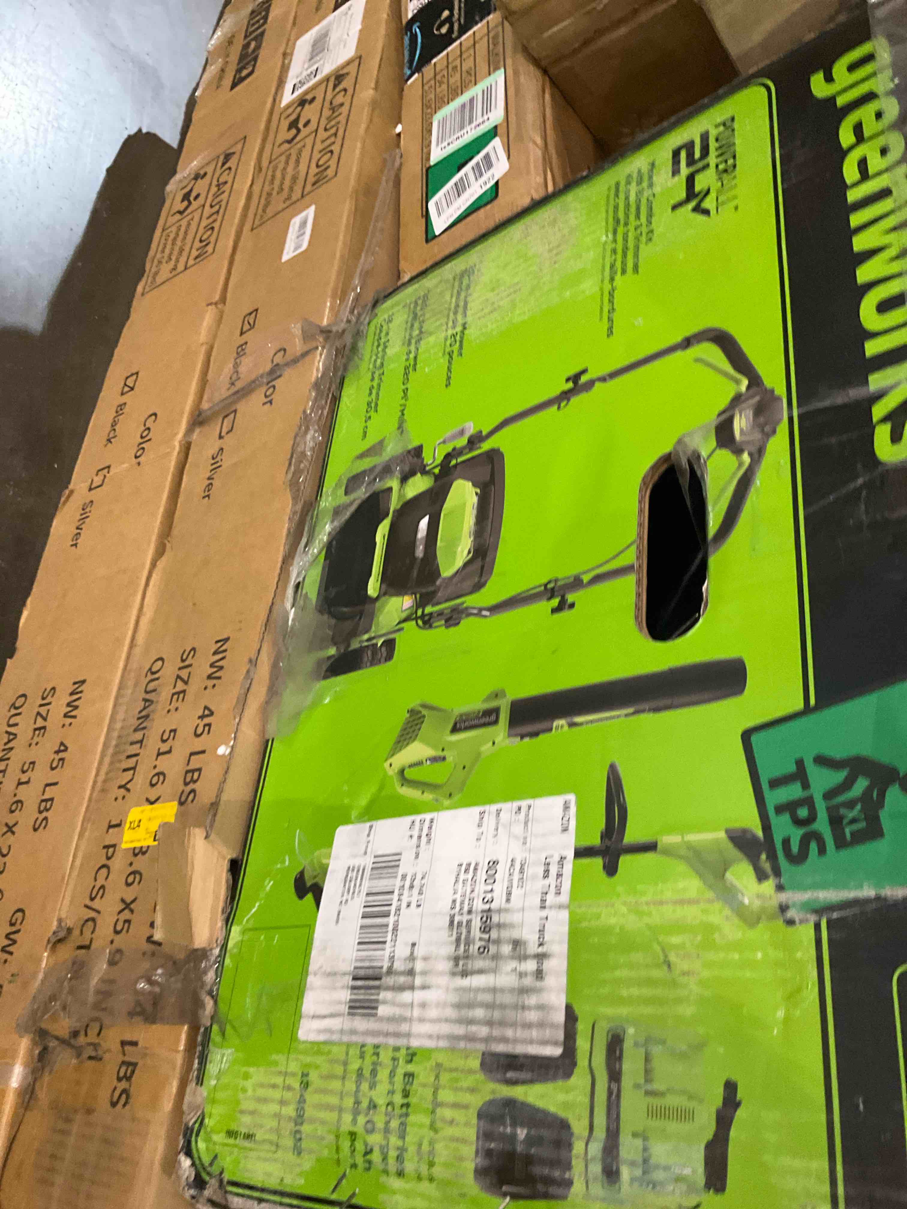 https://s3.amazonaws.com/lotting-images-prod/BargainHunt/BHL00101479_1711629070787.jpeg