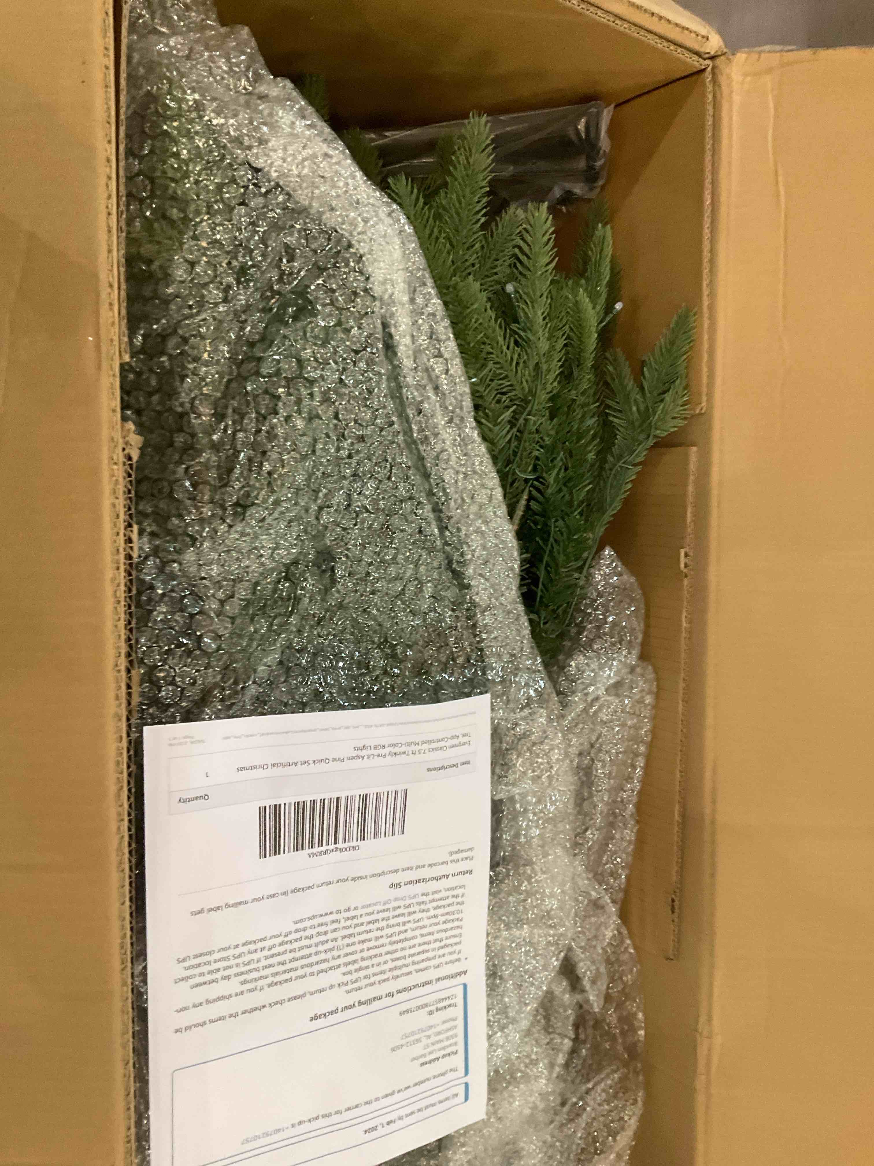 https://s3.amazonaws.com/lotting-images-prod/BargainHunt/BHL00101512_1707250352705.jpeg