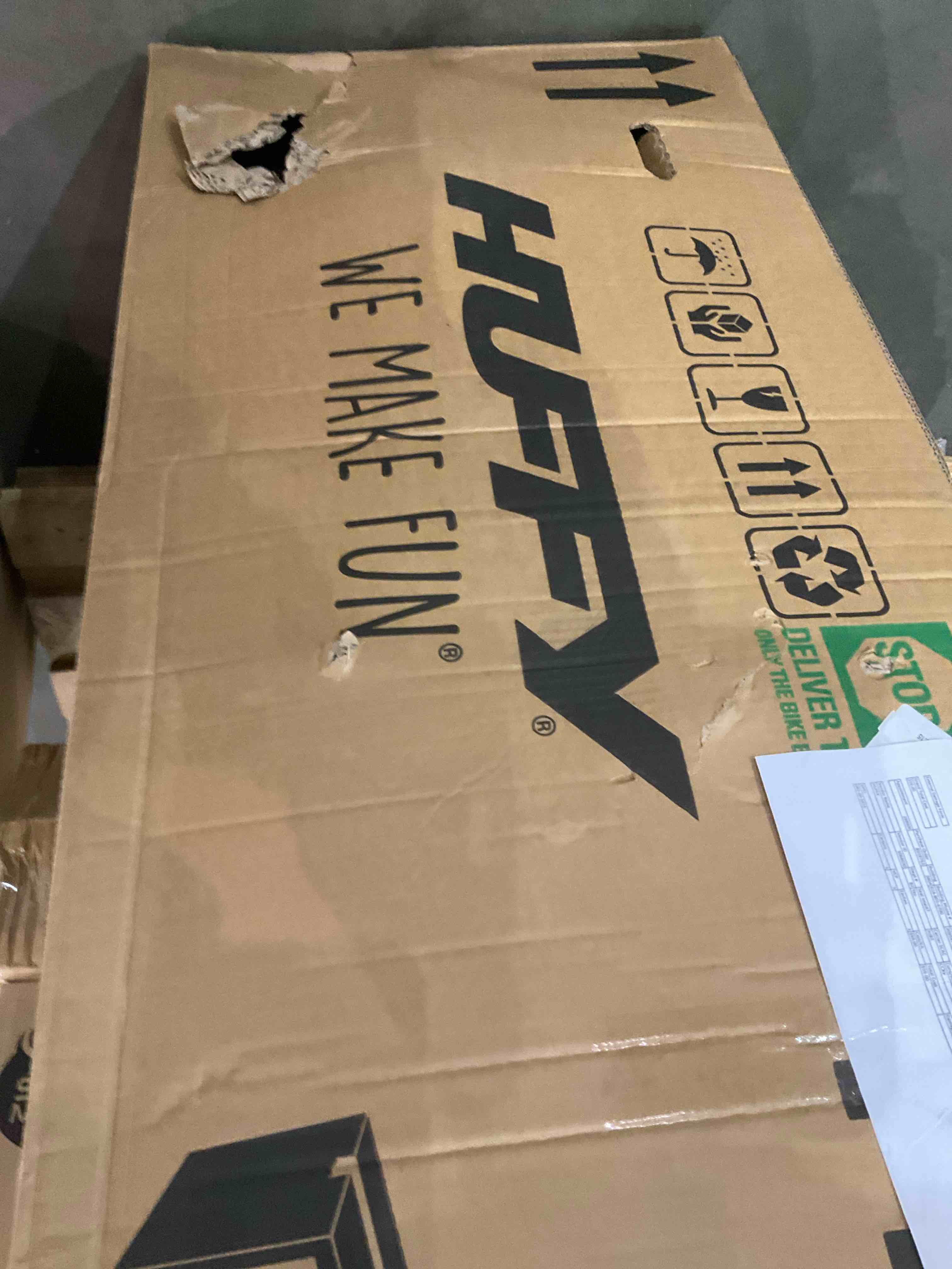 https://s3.amazonaws.com/lotting-images-prod/BargainHunt/BHL00101530_1707312064490.jpeg