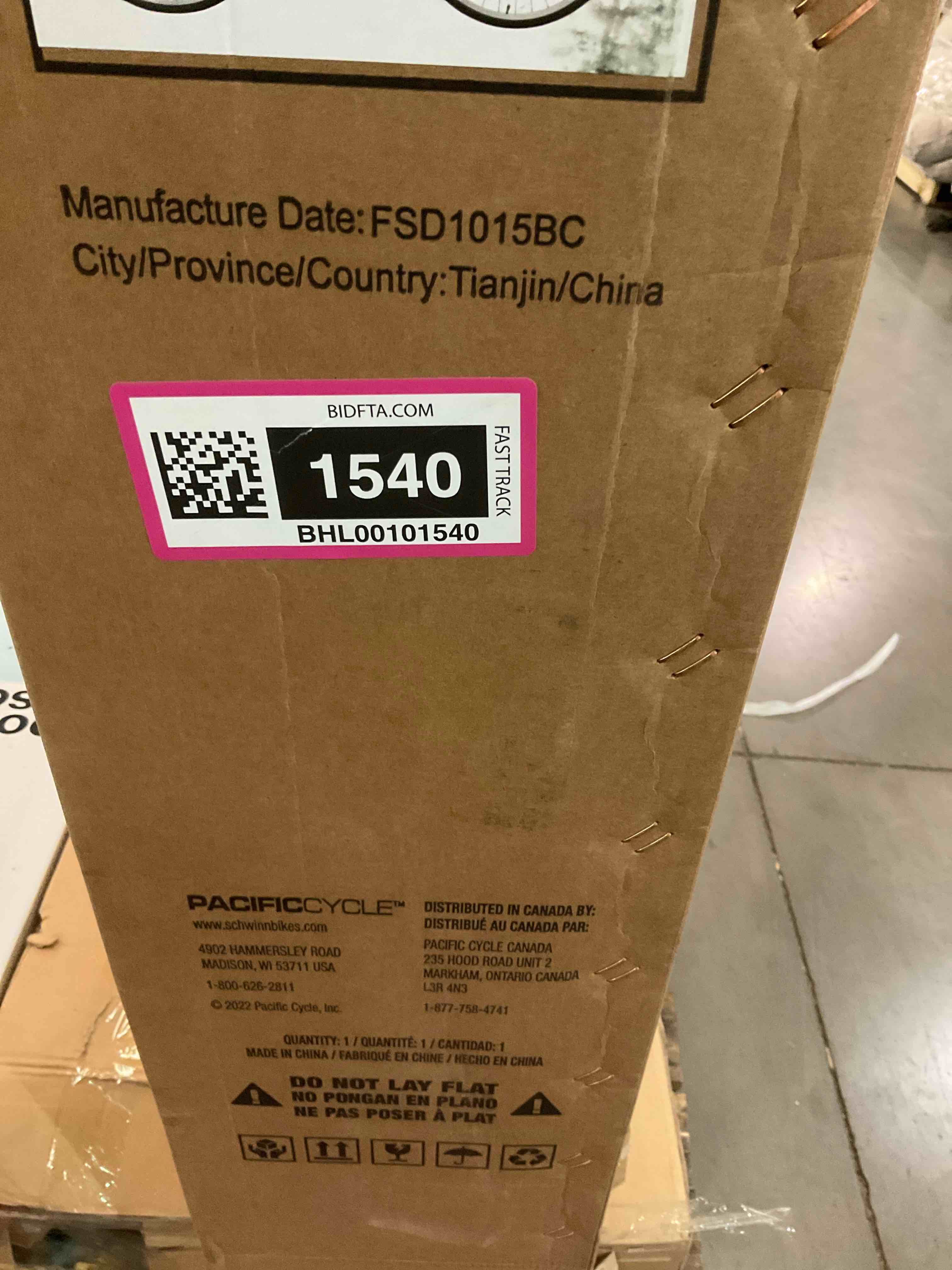 https://s3.amazonaws.com/lotting-images-prod/BargainHunt/BHL00101540_1707316330249.jpeg