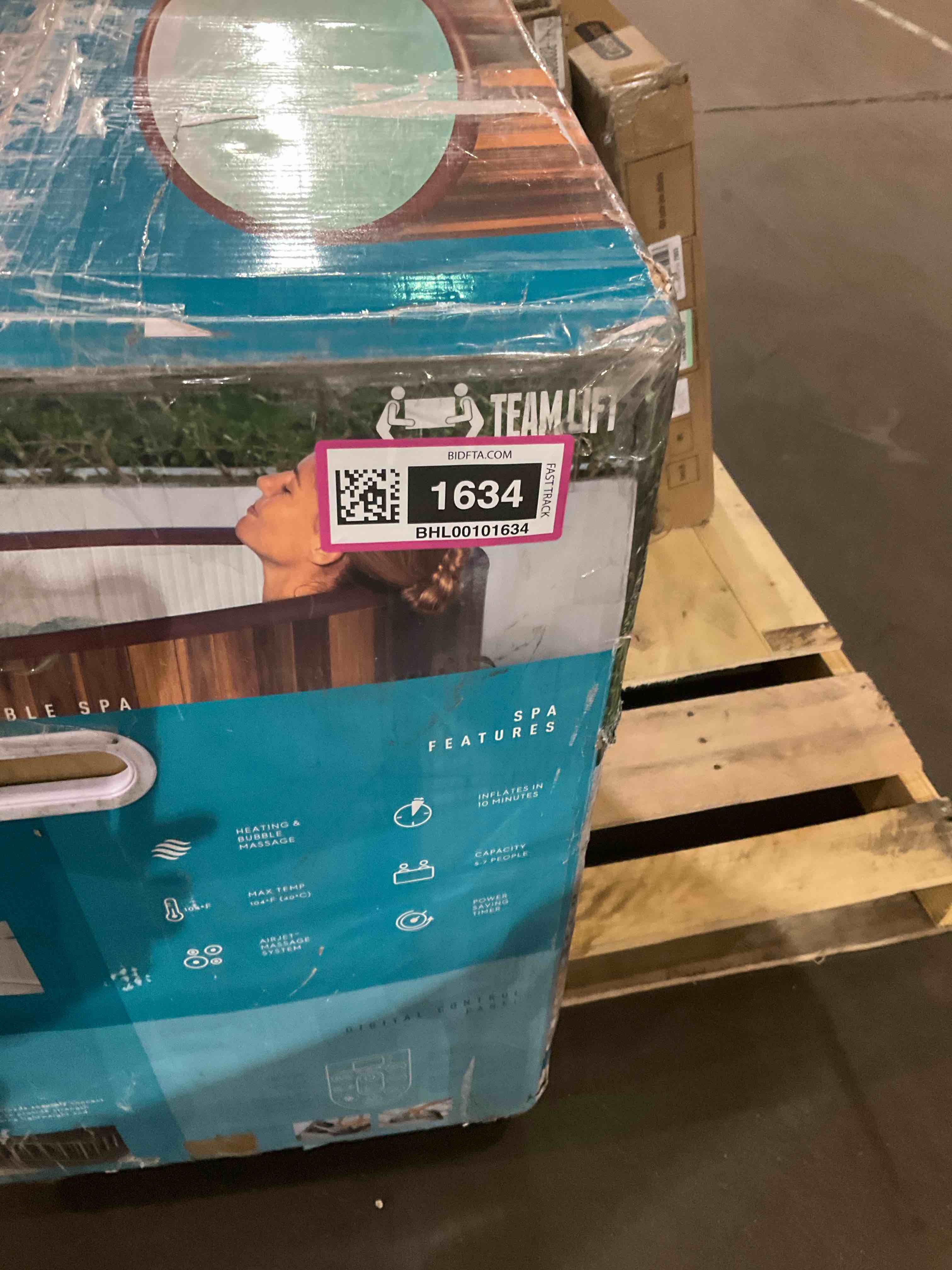 https://s3.amazonaws.com/lotting-images-prod/BargainHunt/BHL00101634_1707742230277.jpeg