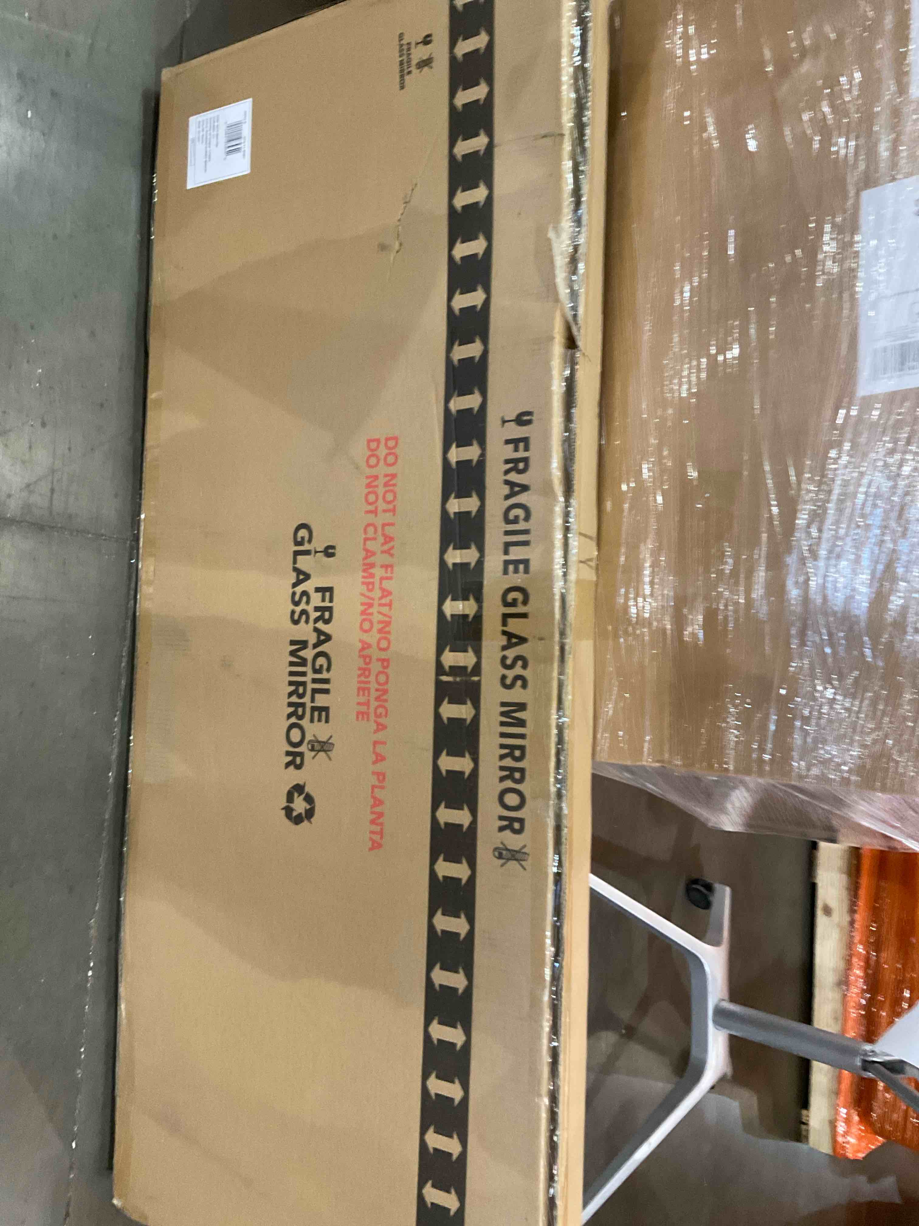 https://s3.amazonaws.com/lotting-images-prod/BargainHunt/BHL00101794_1707924372222.jpeg