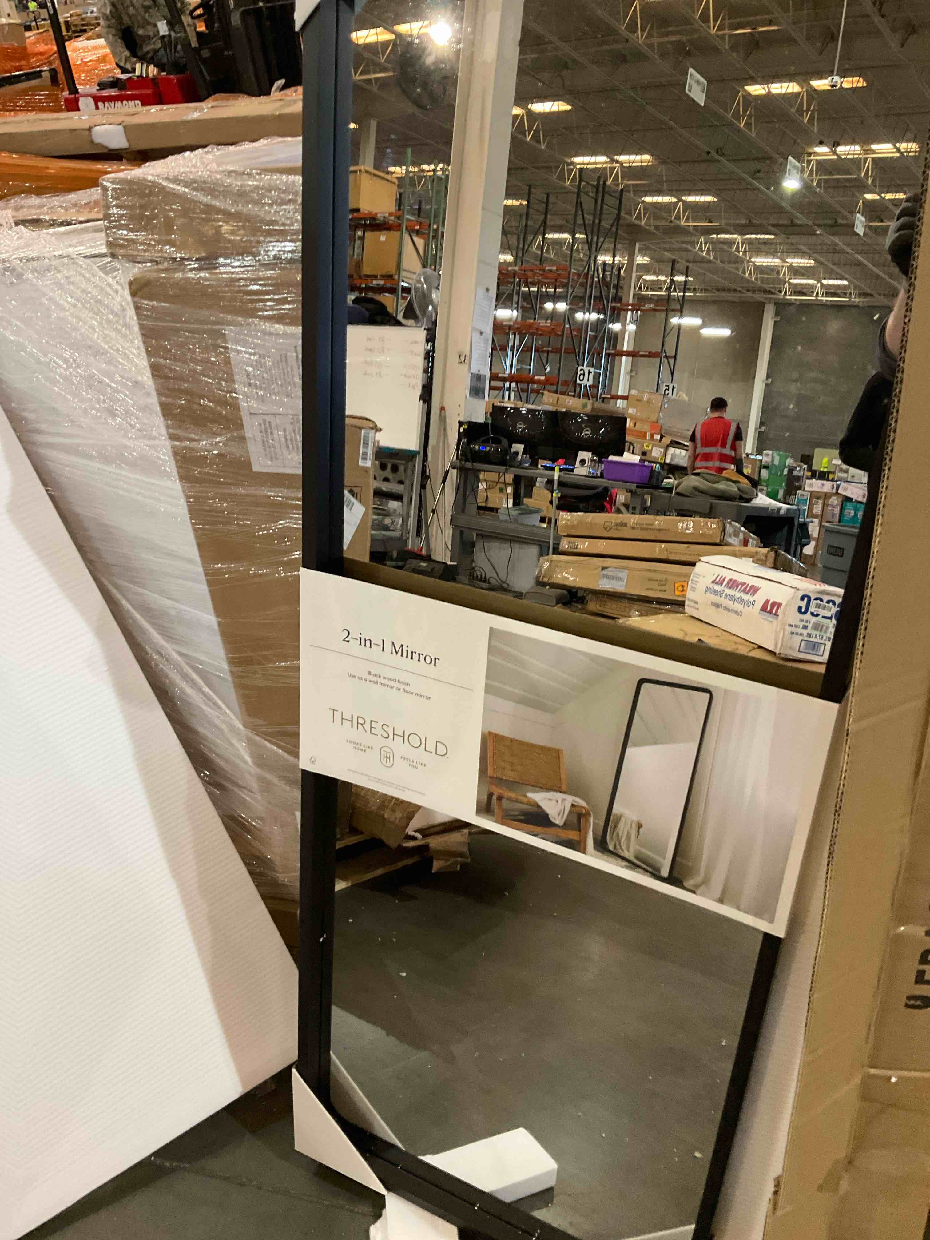 https://s3.amazonaws.com/lotting-images-prod/BargainHunt/BHL00101794_1707924470395.jpeg