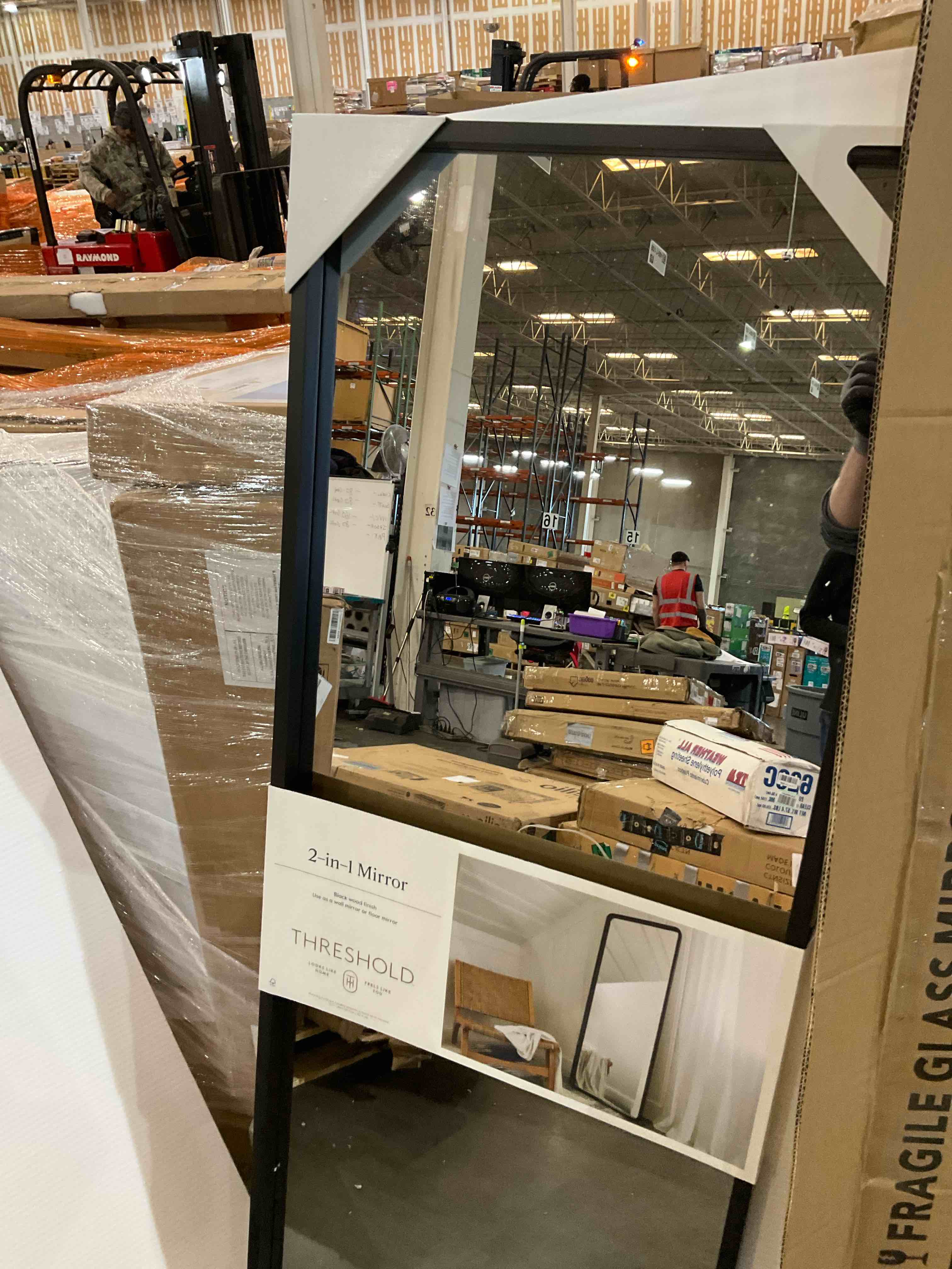 https://s3.amazonaws.com/lotting-images-prod/BargainHunt/BHL00101794_1707924472281.jpeg