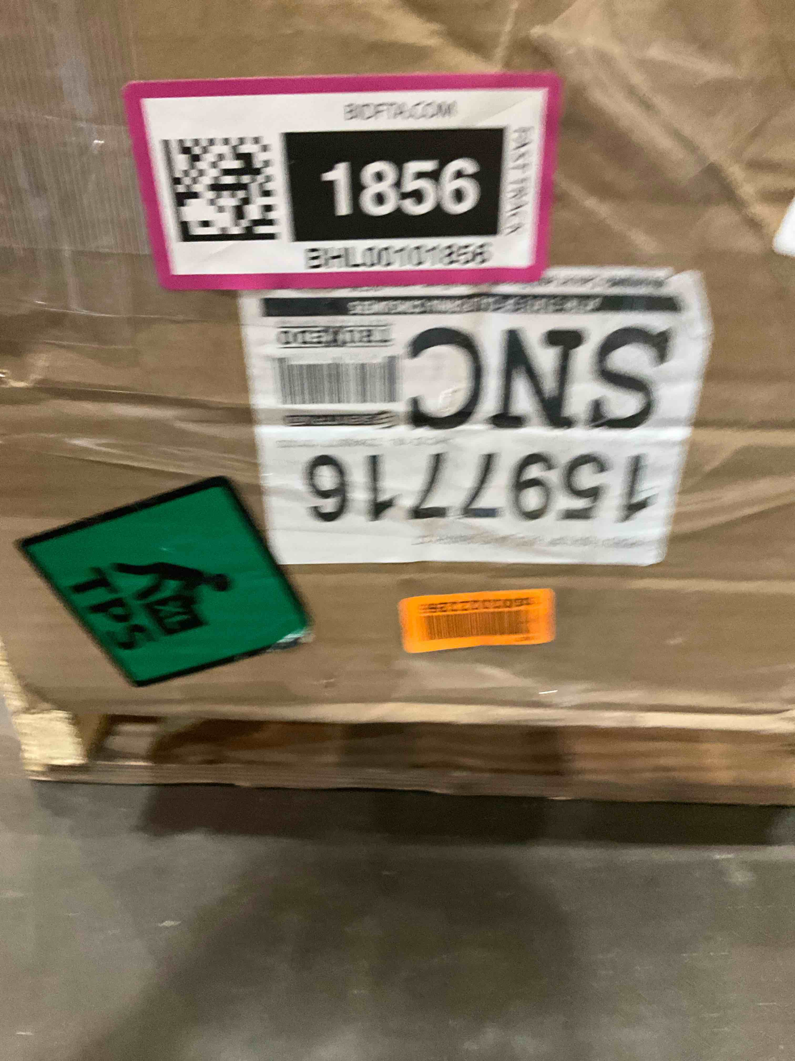 https://s3.amazonaws.com/lotting-images-prod/BargainHunt/BHL00101856_1708002066766.jpeg